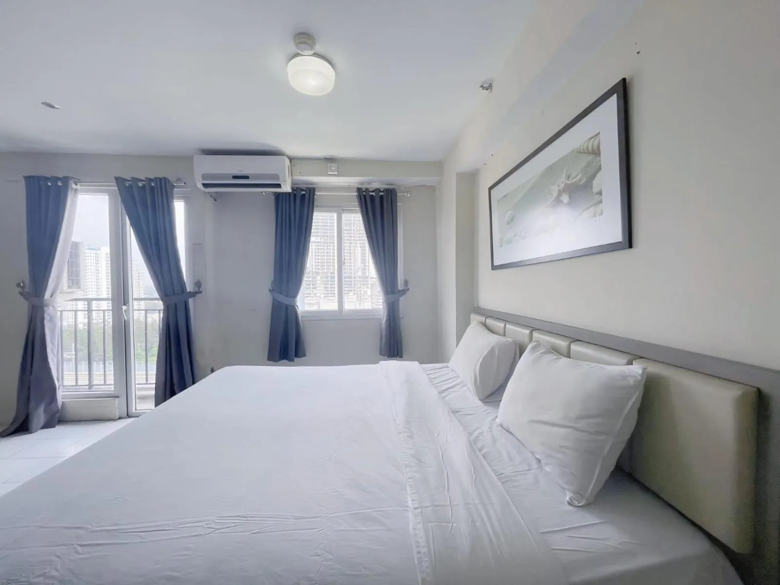 Bedroom, Bed in Dreamzzz Mutiara Bekasi