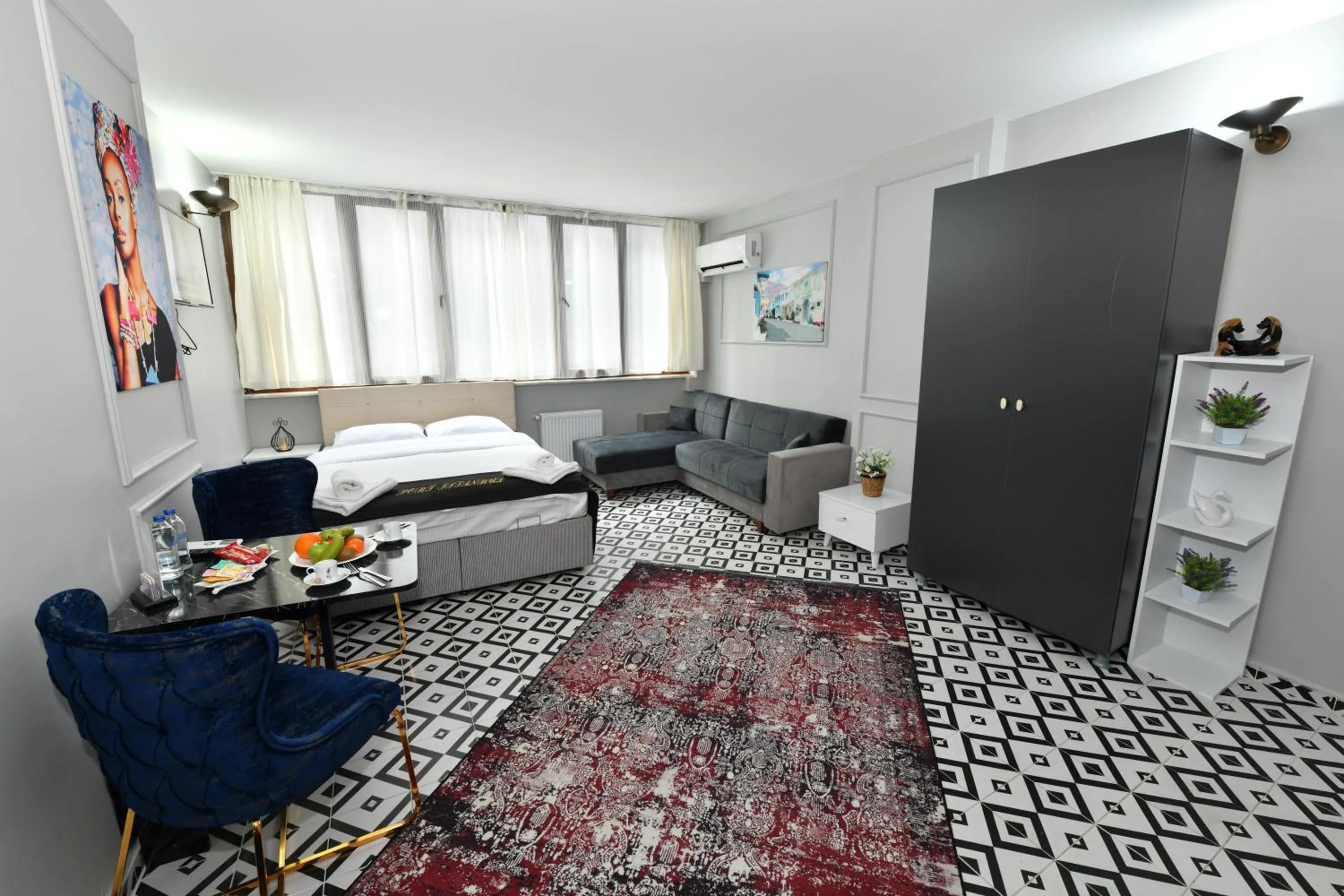 Living room, Bed in İstanbul Port Hotel