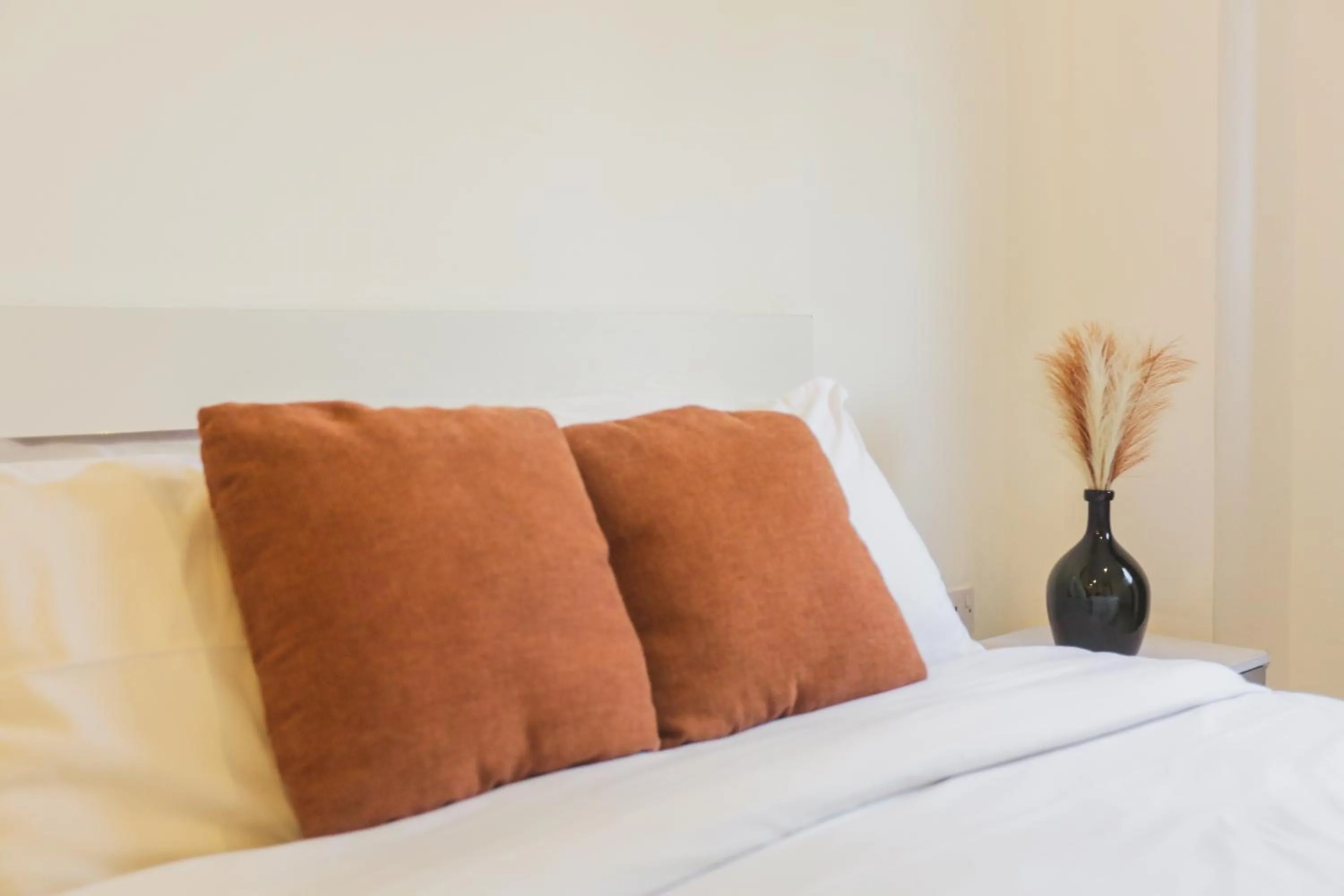 Bedroom, Bed in Accra Luxury Apartments at Clifton Place