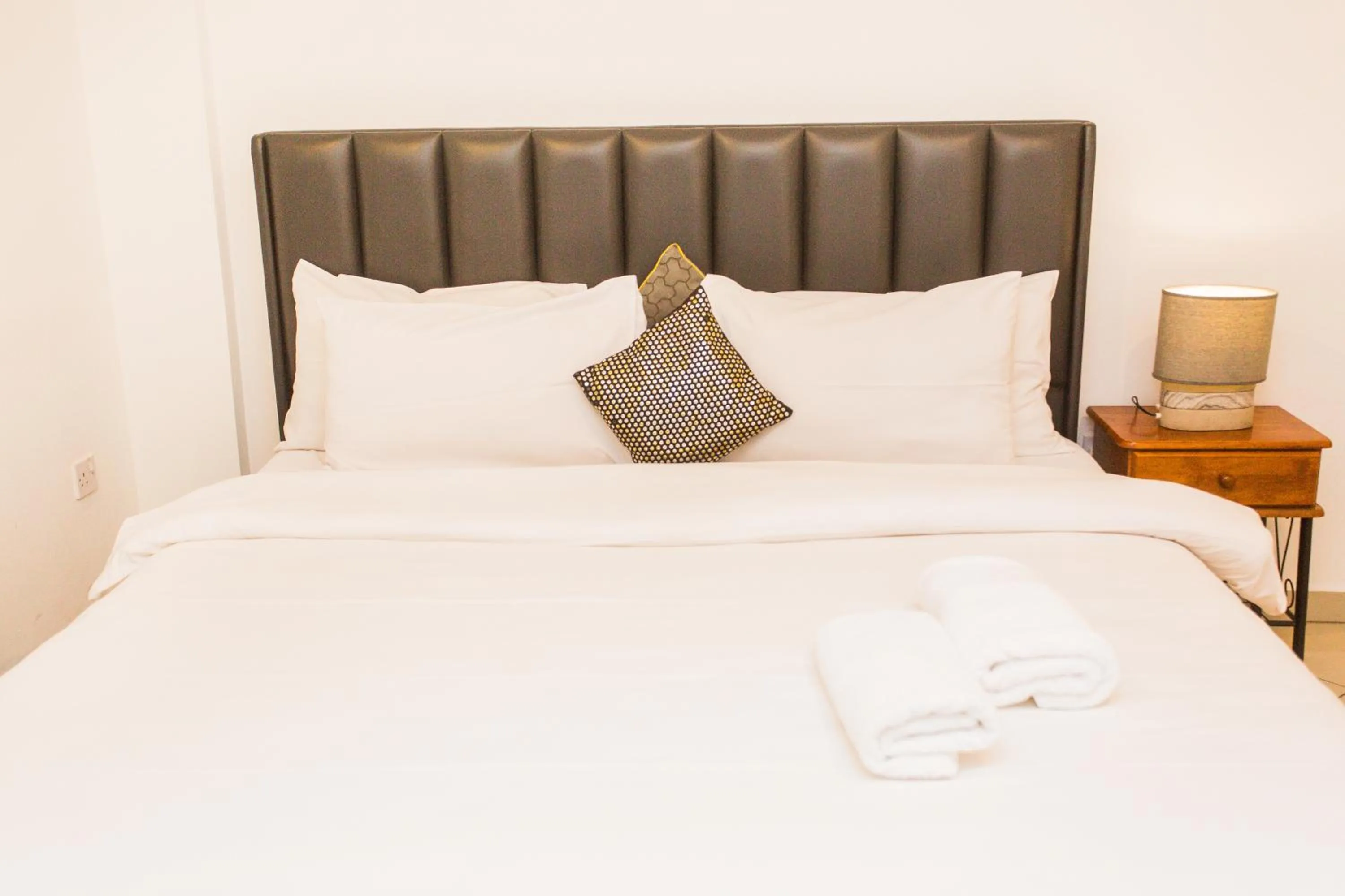 Bedroom, Bed in Accra Luxury Apartments at Clifton Place