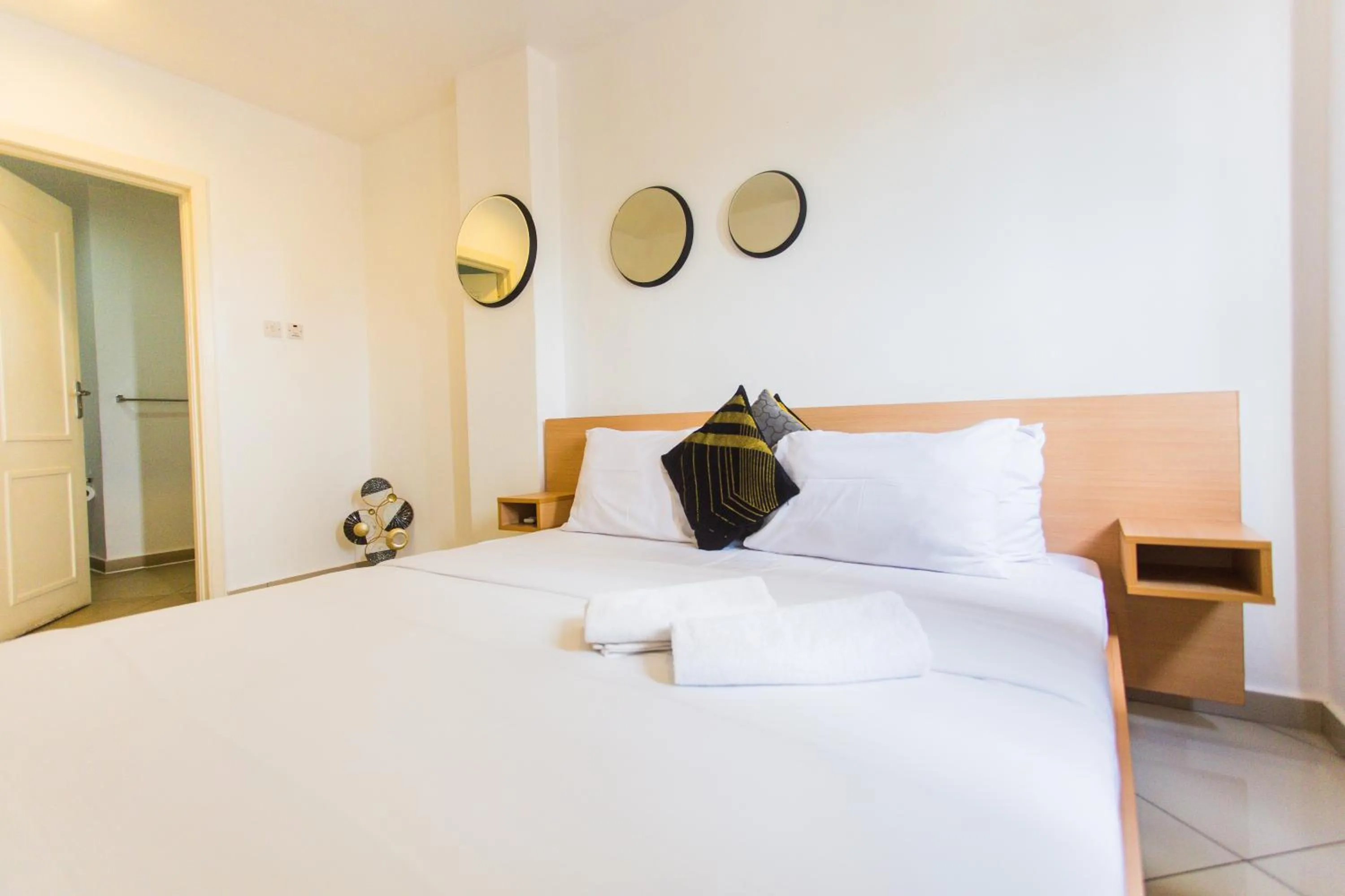 Bedroom, Bed in Accra Luxury Apartments at Clifton Place