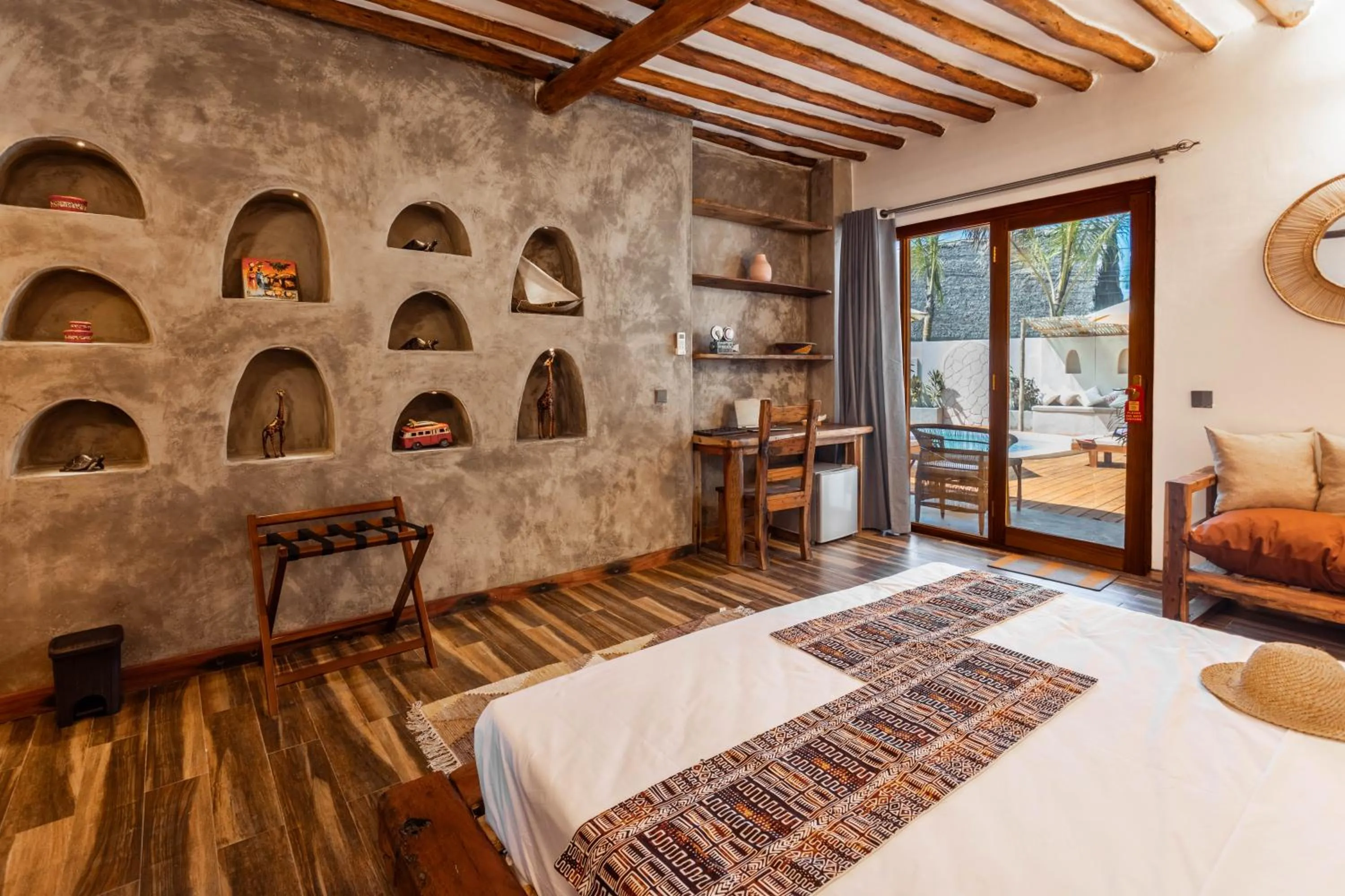 Photo of the whole room, Bed in Casa Ananda Boutique Hotel