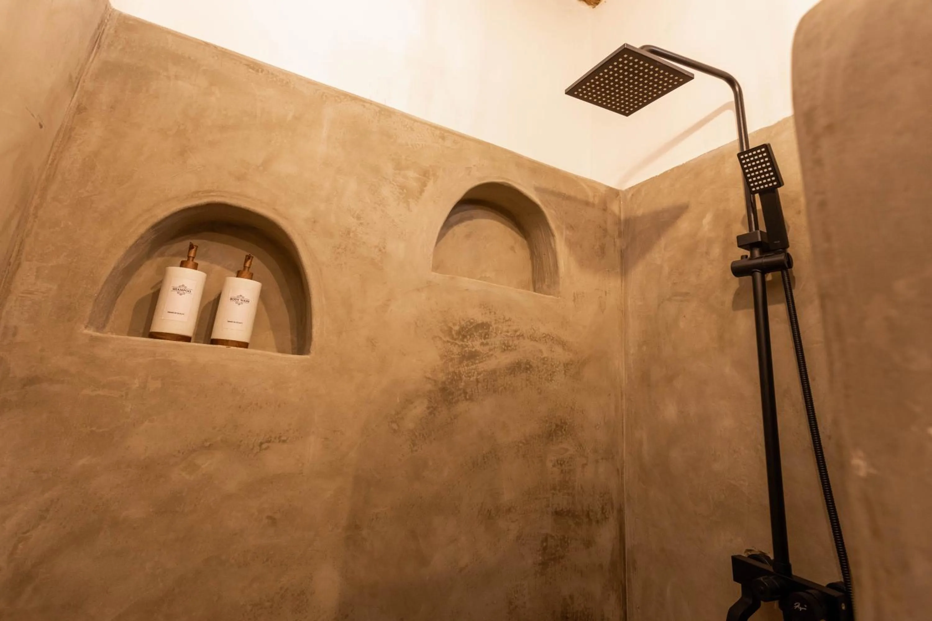 Shower in Casa Ananda Boutique Hotel