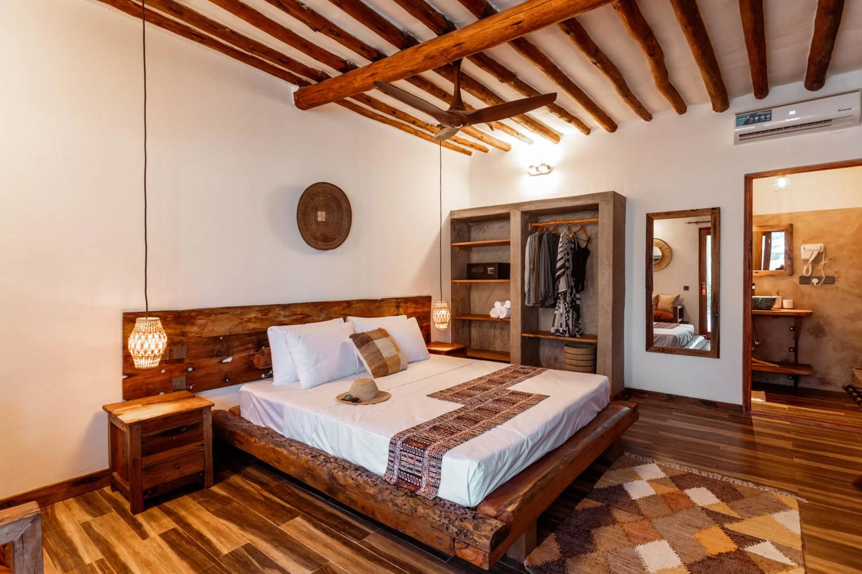 Bed in Casa Ananda Boutique Hotel