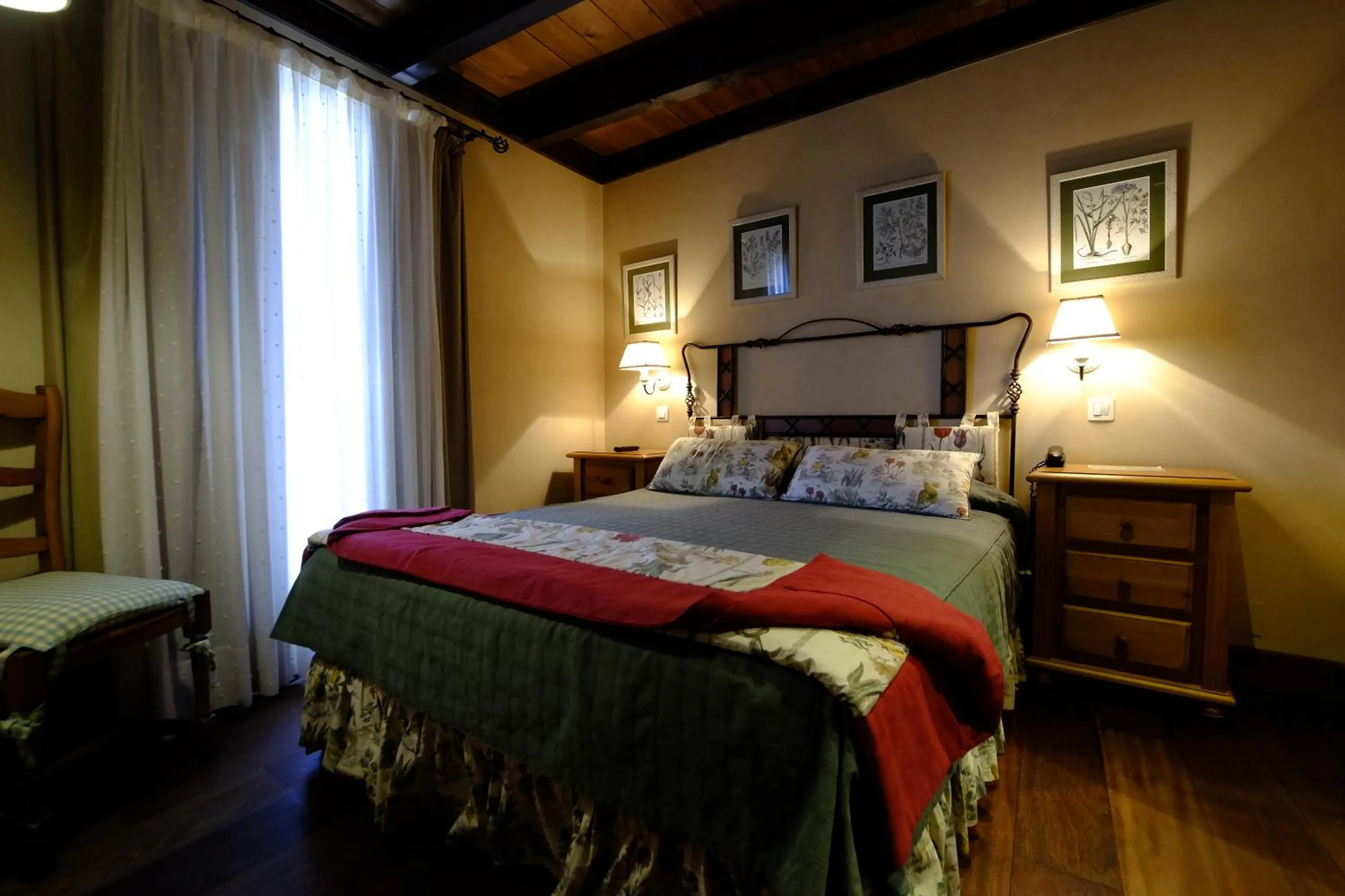 Bedroom in Hotel Pradas Ordesa