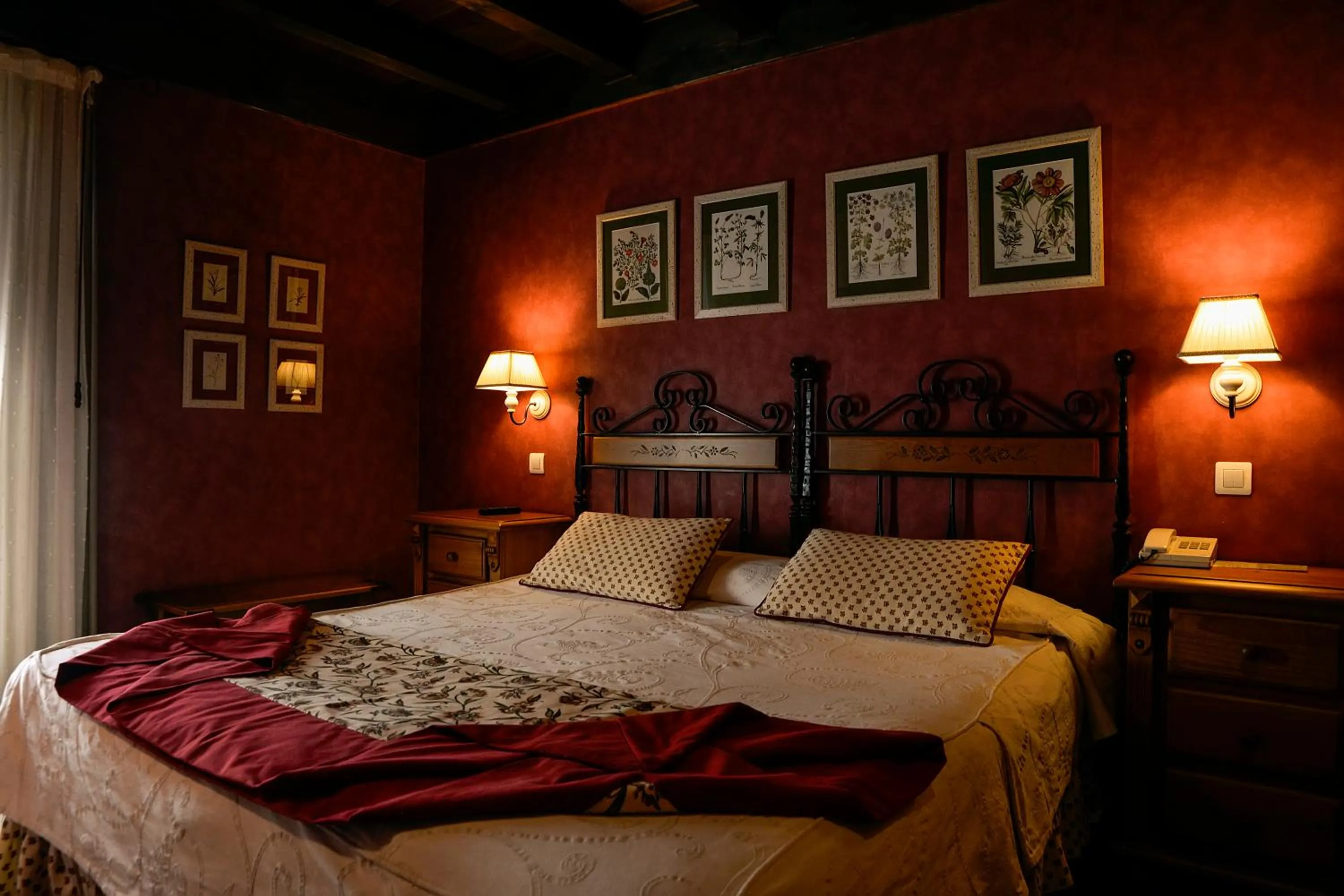 Bedroom in Hotel Pradas Ordesa