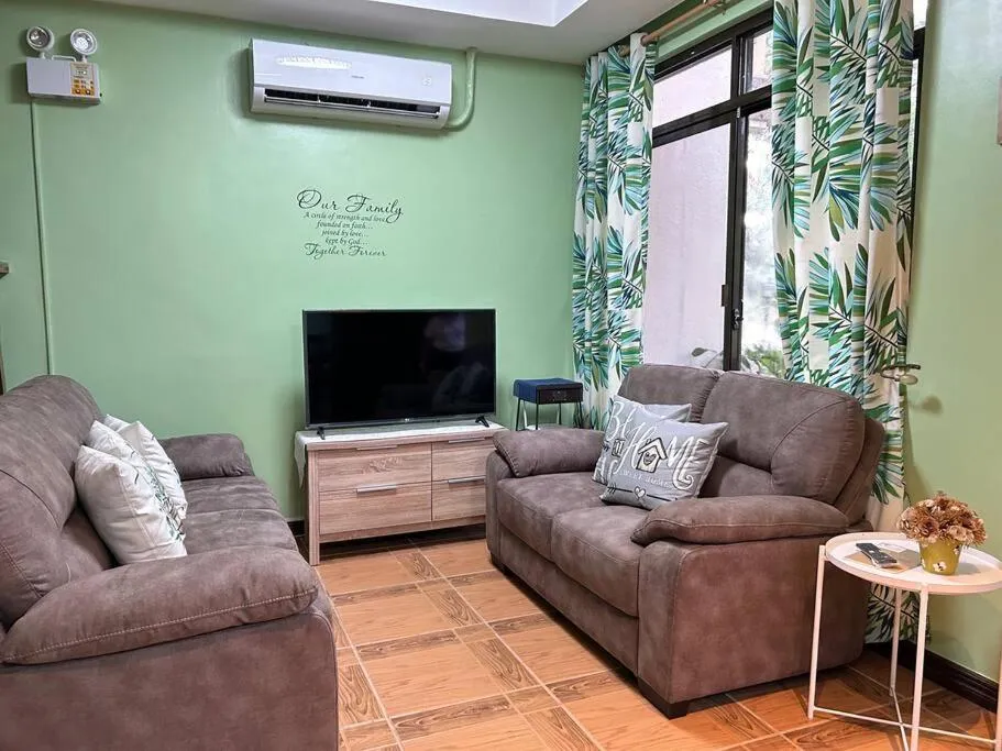 TV and multimedia in Crosswinds Resort Quadrille Home