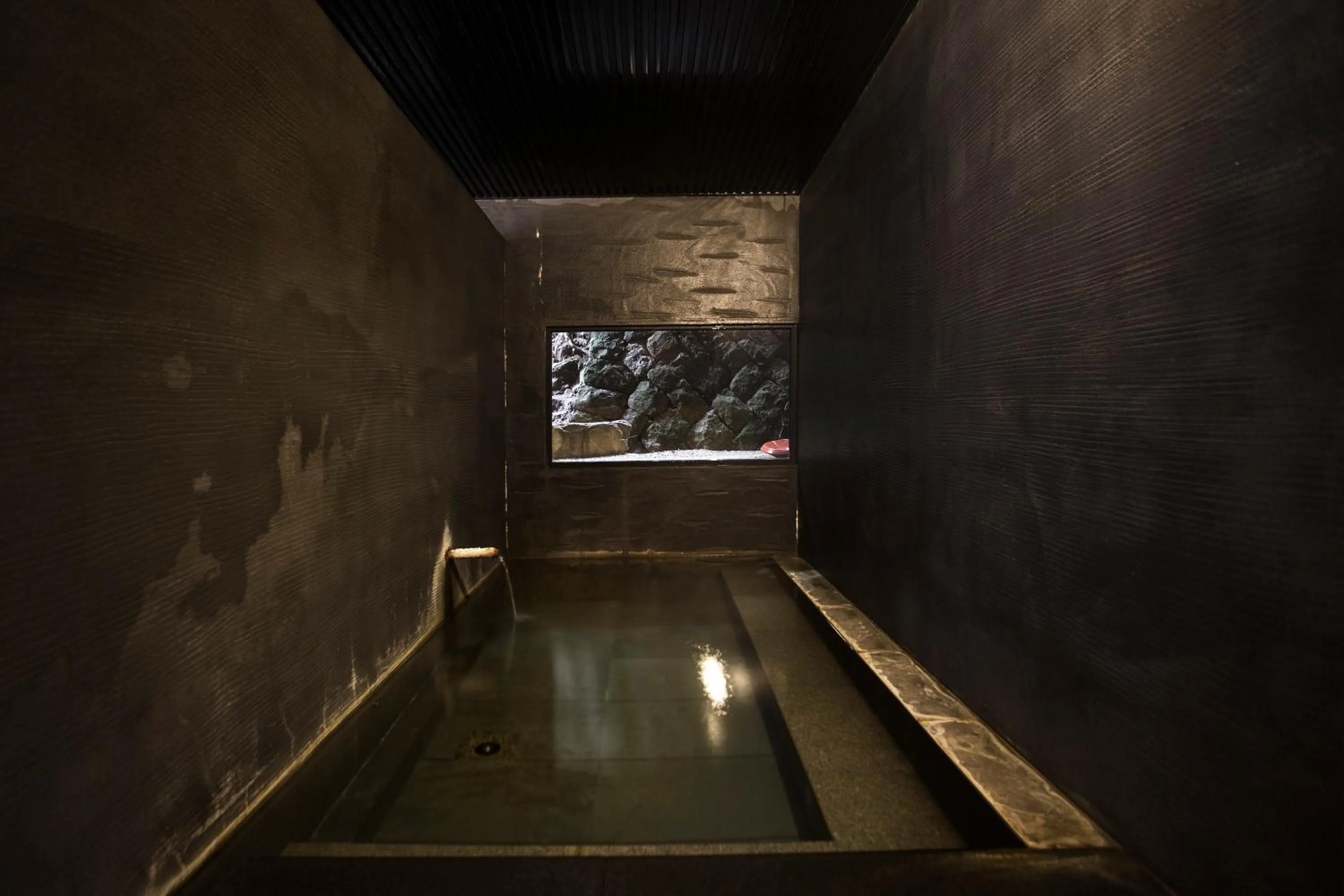 Hot Spring Bath in Araya Totoan