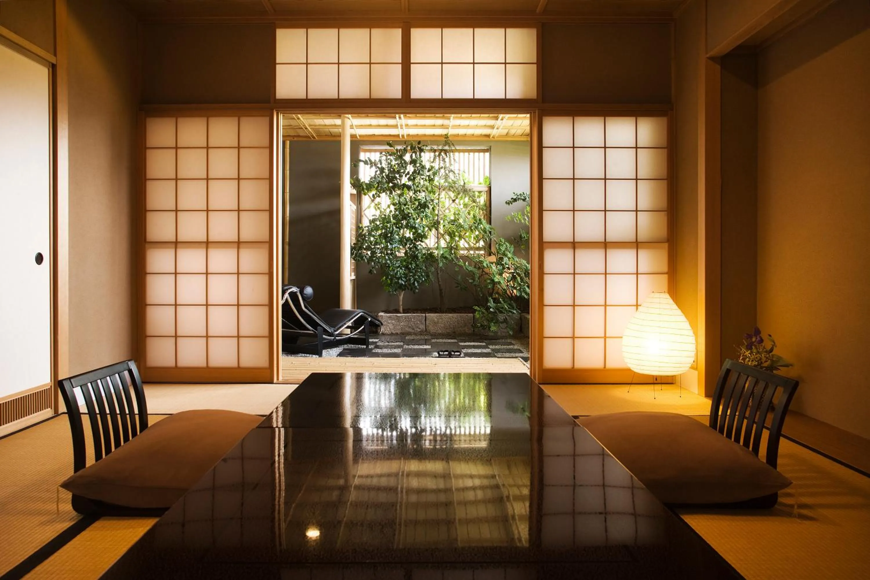 Photo of the whole room in Araya Totoan