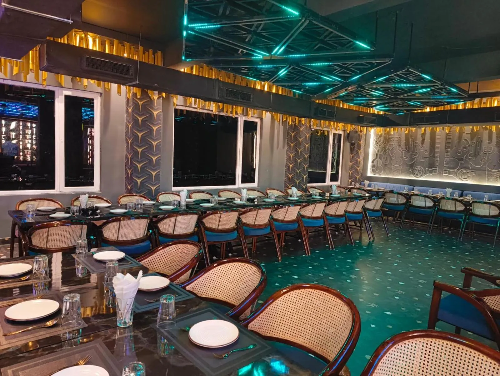 Property building in Hotel W Grand - A Boutique Hotel