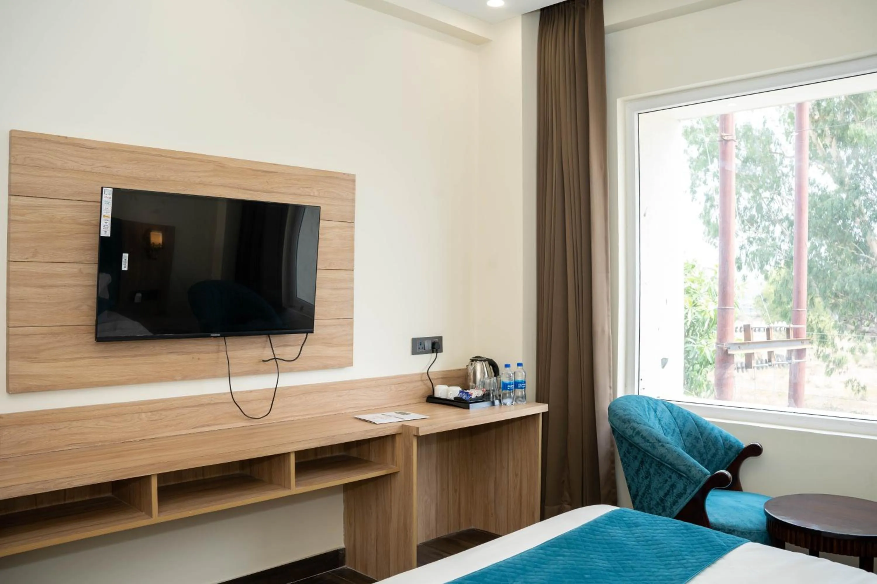 View (from property/room), Bed in Hotel W Grand - A Boutique Hotel