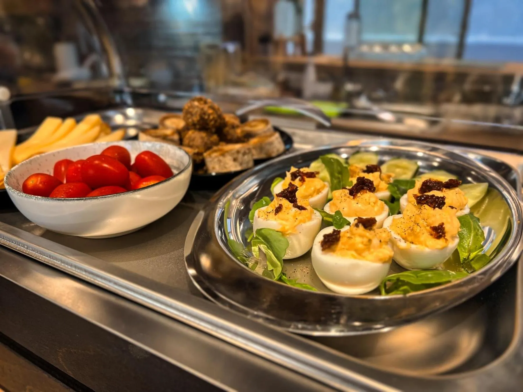 Food and drinks in Wellnest Hotel