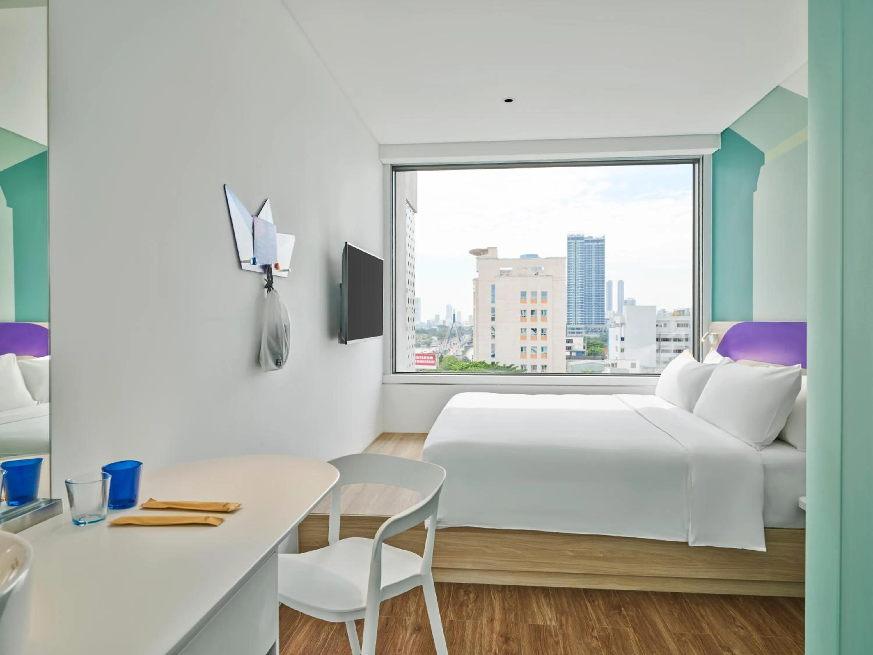 View (from property/room), Bed in Tru by Hilton Da Nang City Centre