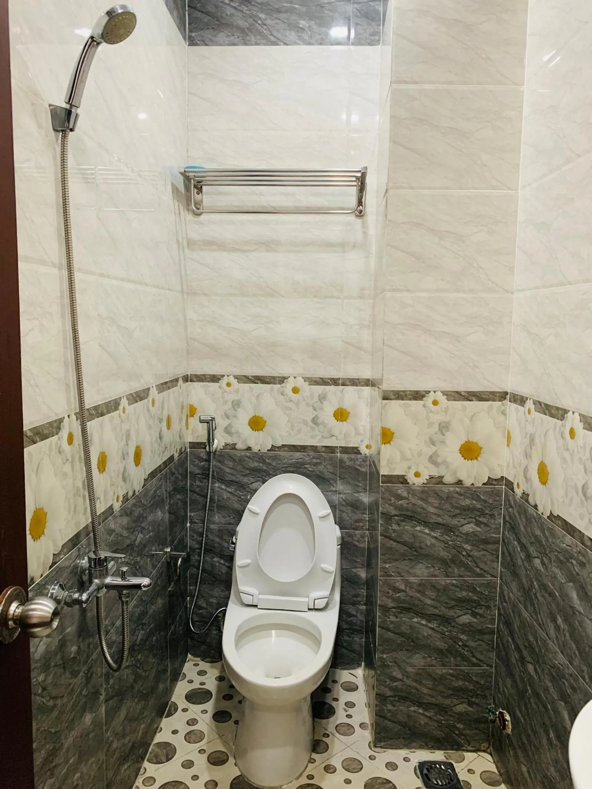 Shower in Value Hotel