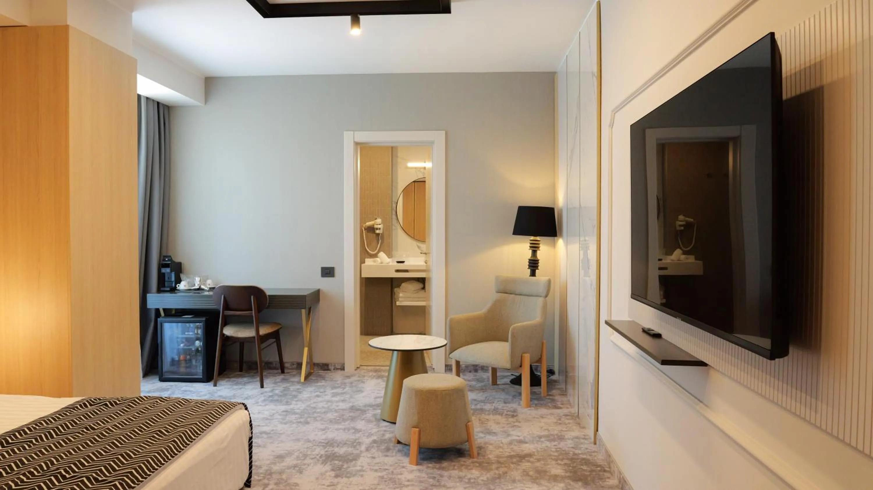 Bed in Hotel Lupa by Bueno