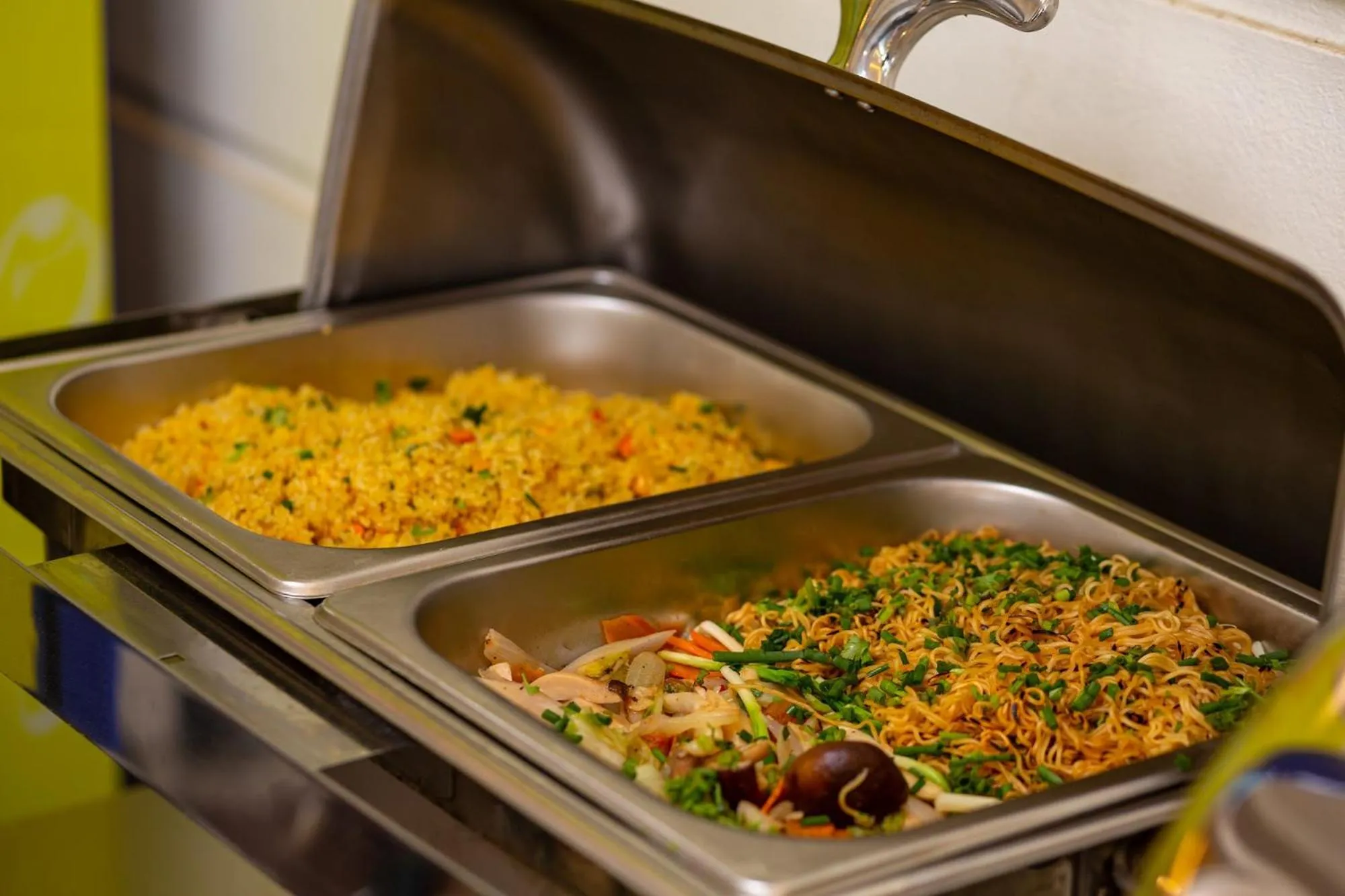 Buffet breakfast in Sapa Praha Hotel