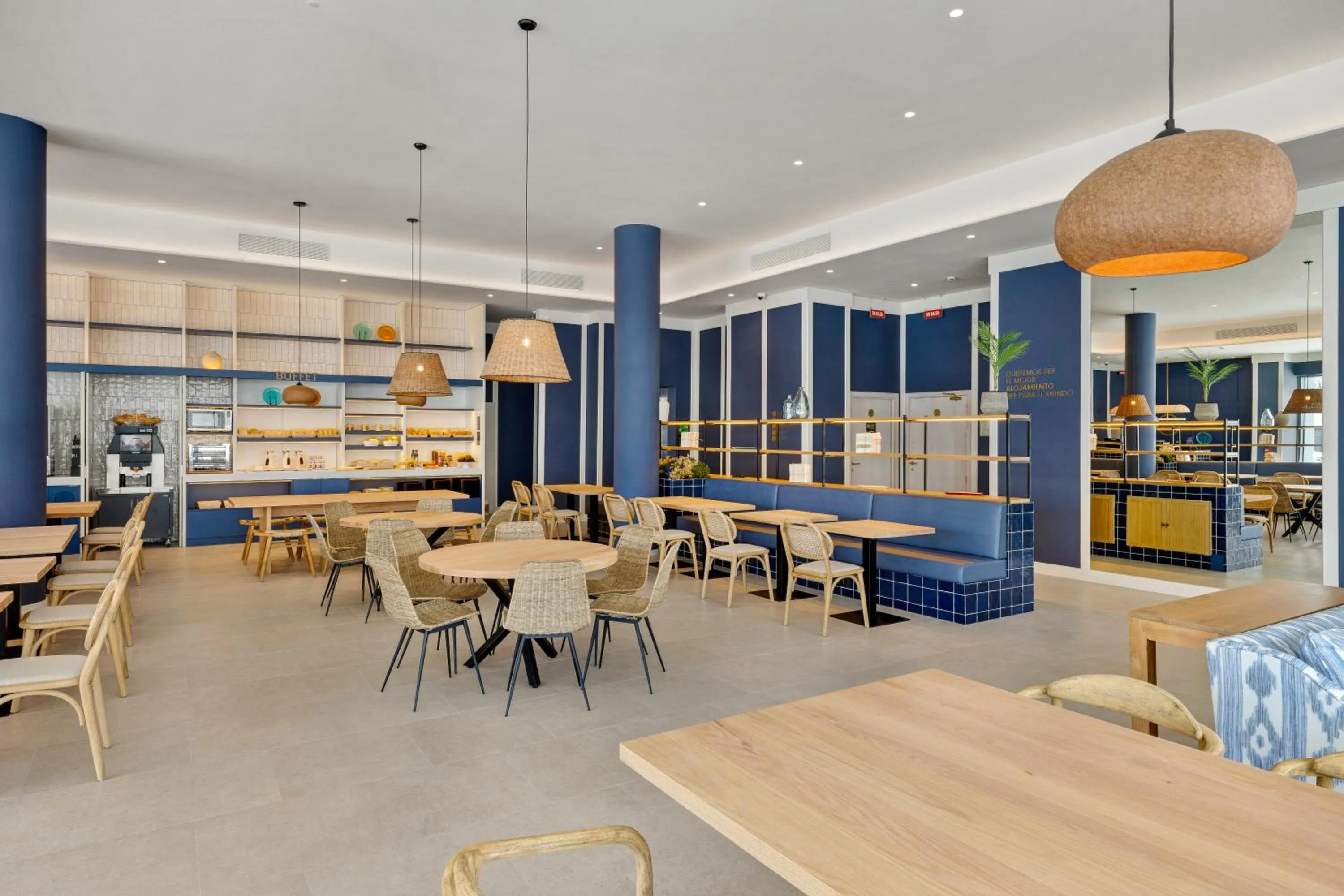 Living room in B&B HOTEL Benidorm Finestrat