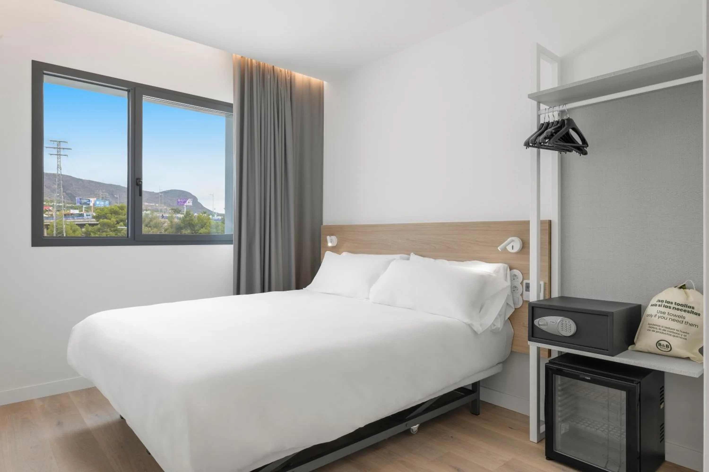 Bed in B&B HOTEL Benidorm Finestrat