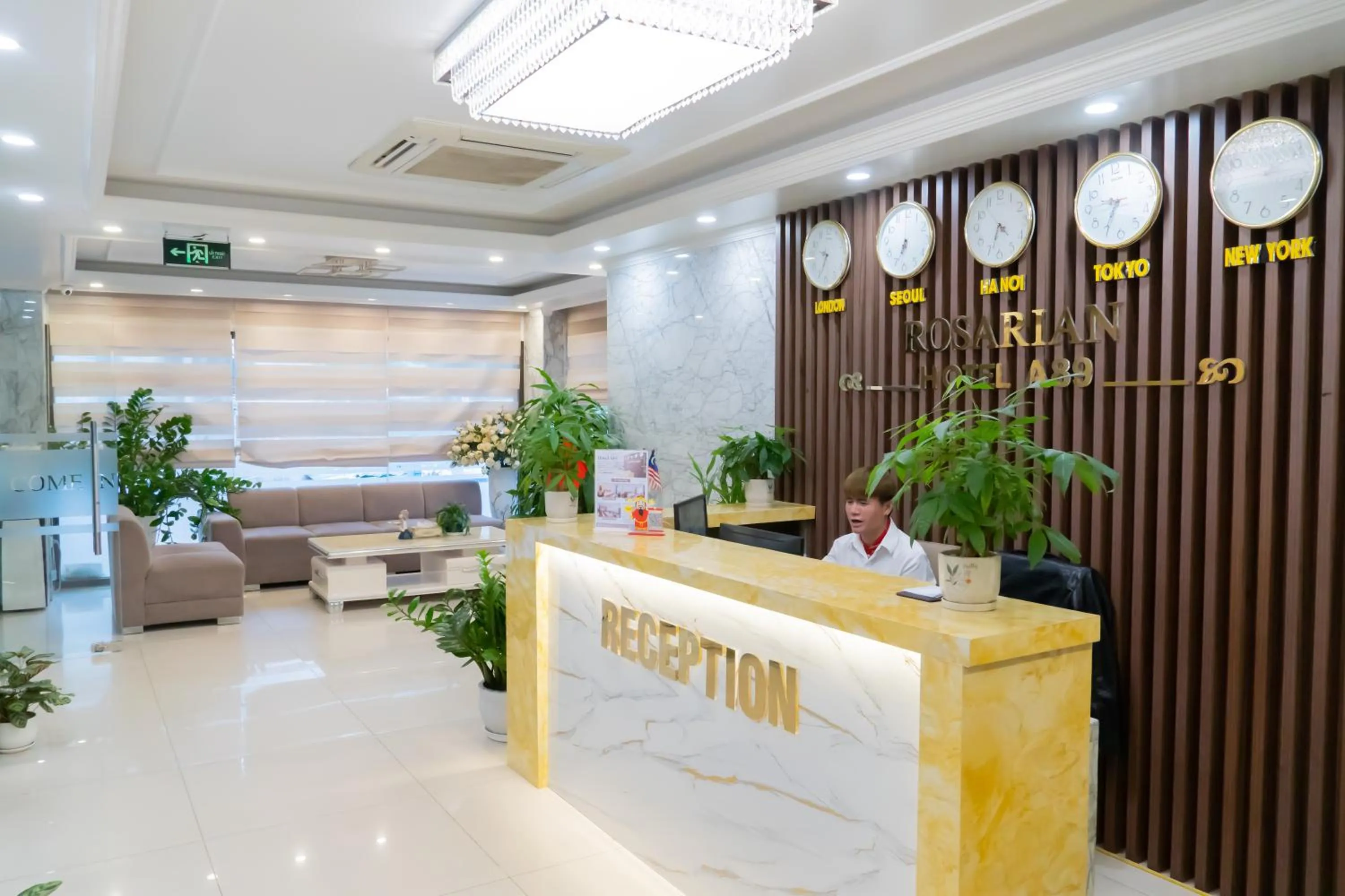 Communal lounge/ TV room in A89 Premier Sky Residence Stadium View