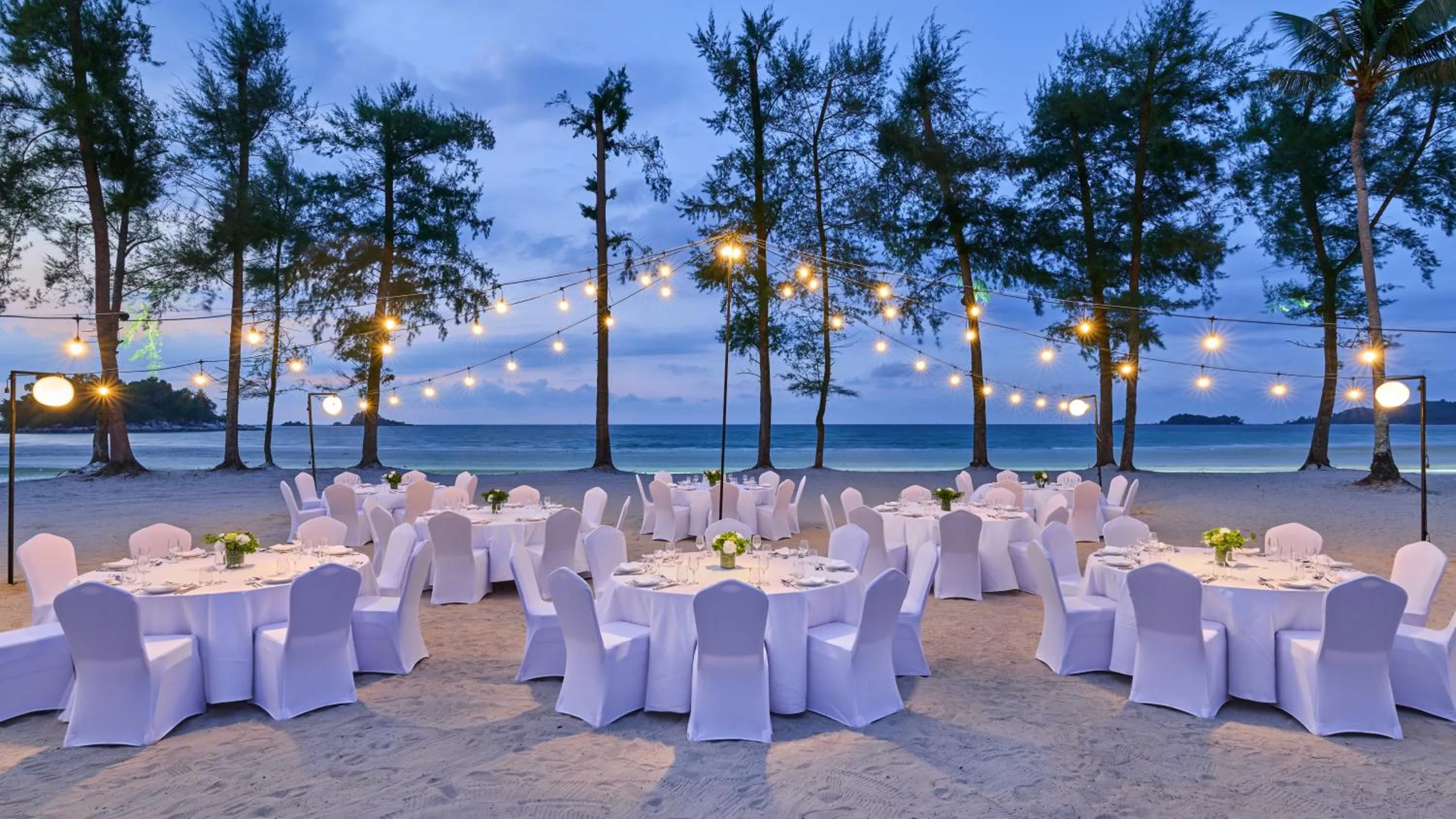 Evening entertainment in Hotel Indigo Bintan Lagoi Beach by IHG