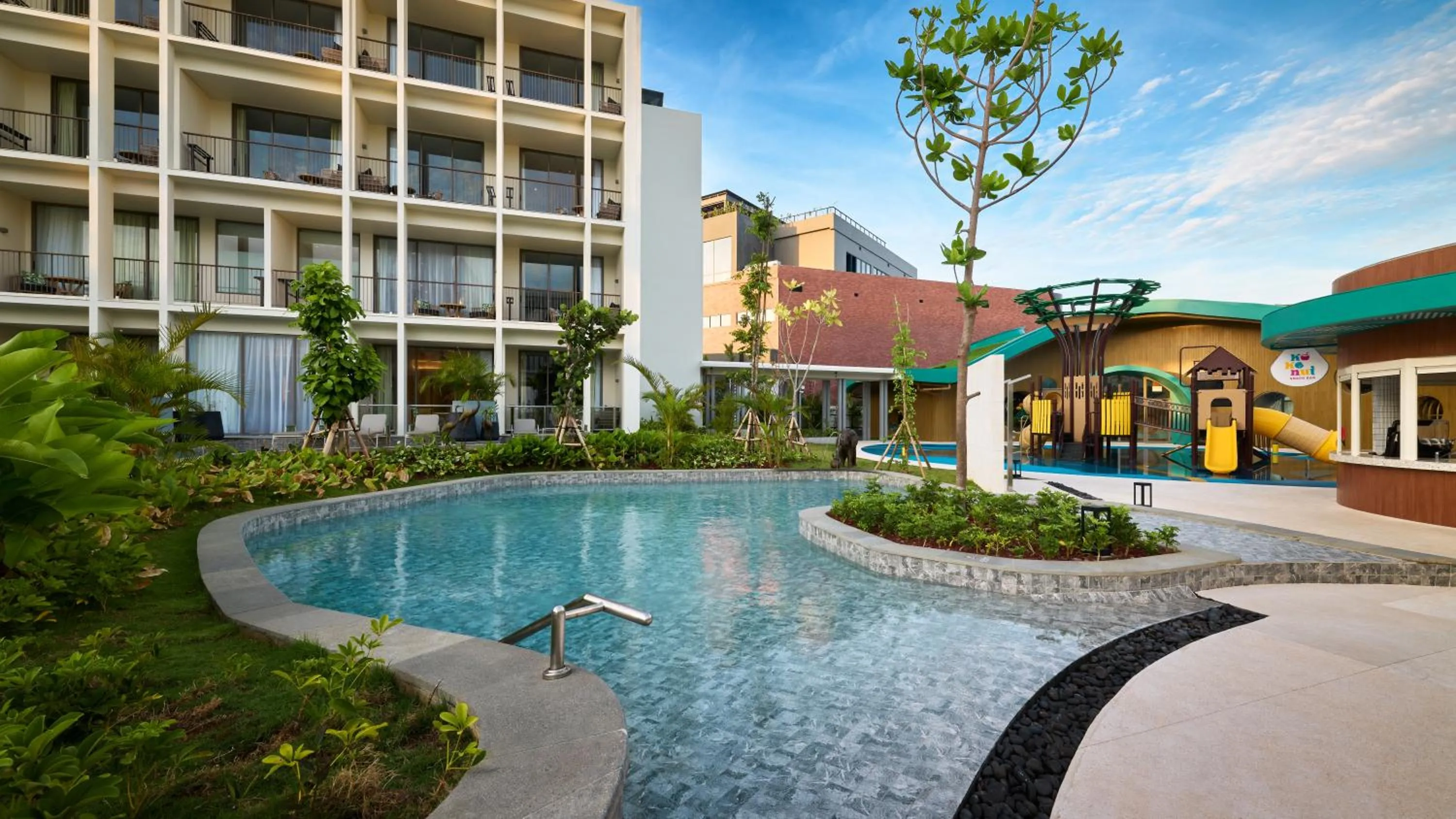 Swimming pool in Holiday Inn Resort Bintan Lagoi Beach by IHG