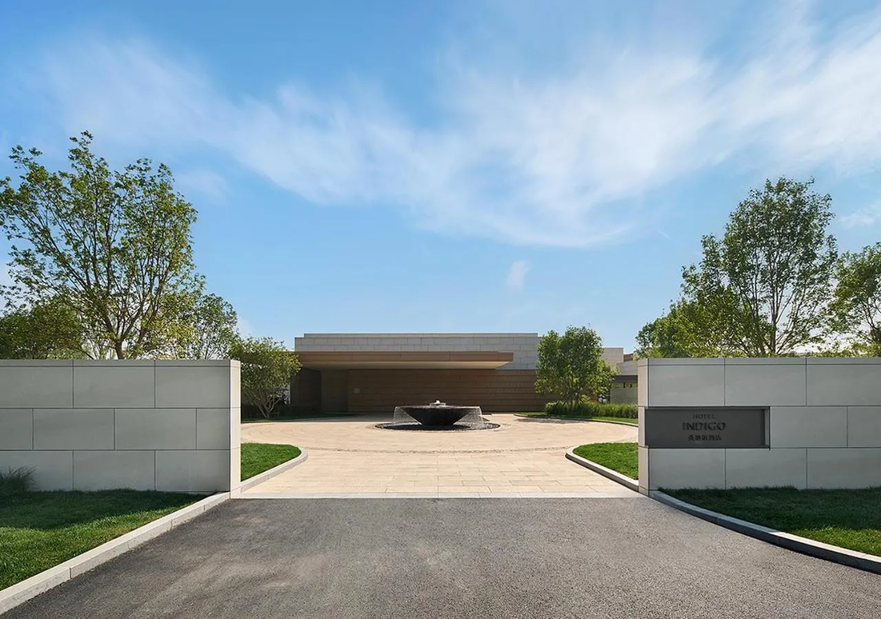 Property building in Hotel Indigo Beidaihe