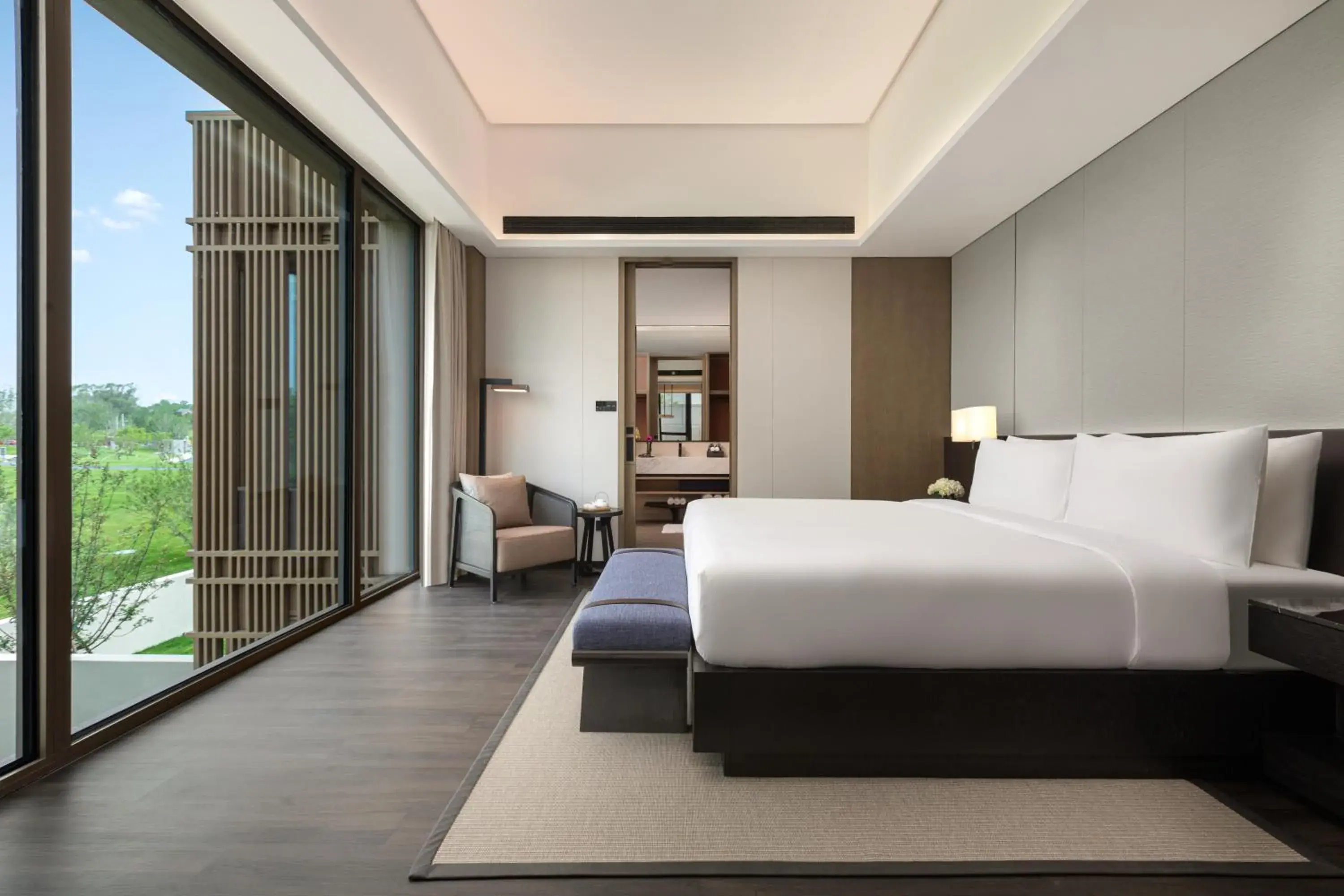 One-Bedroom Suite with Private Hot Spring - Terrace Access in Hotel Indigo Beidaihe One-Bedroom Suite with Private Hot Spring - Terrace Access in Hotel Indigo Beidaihe