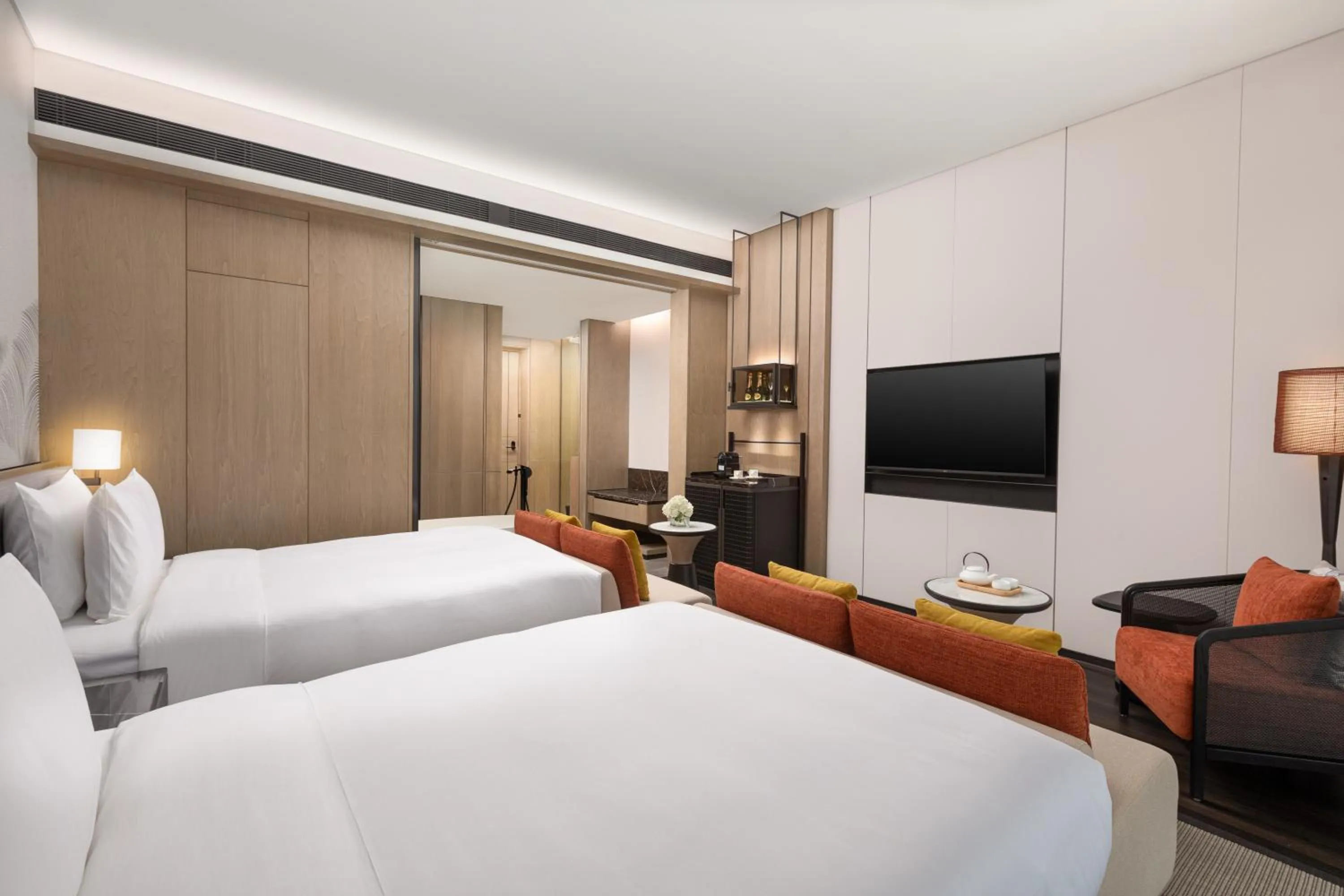 Bedroom, Bed in Hotel Indigo Beidaihe