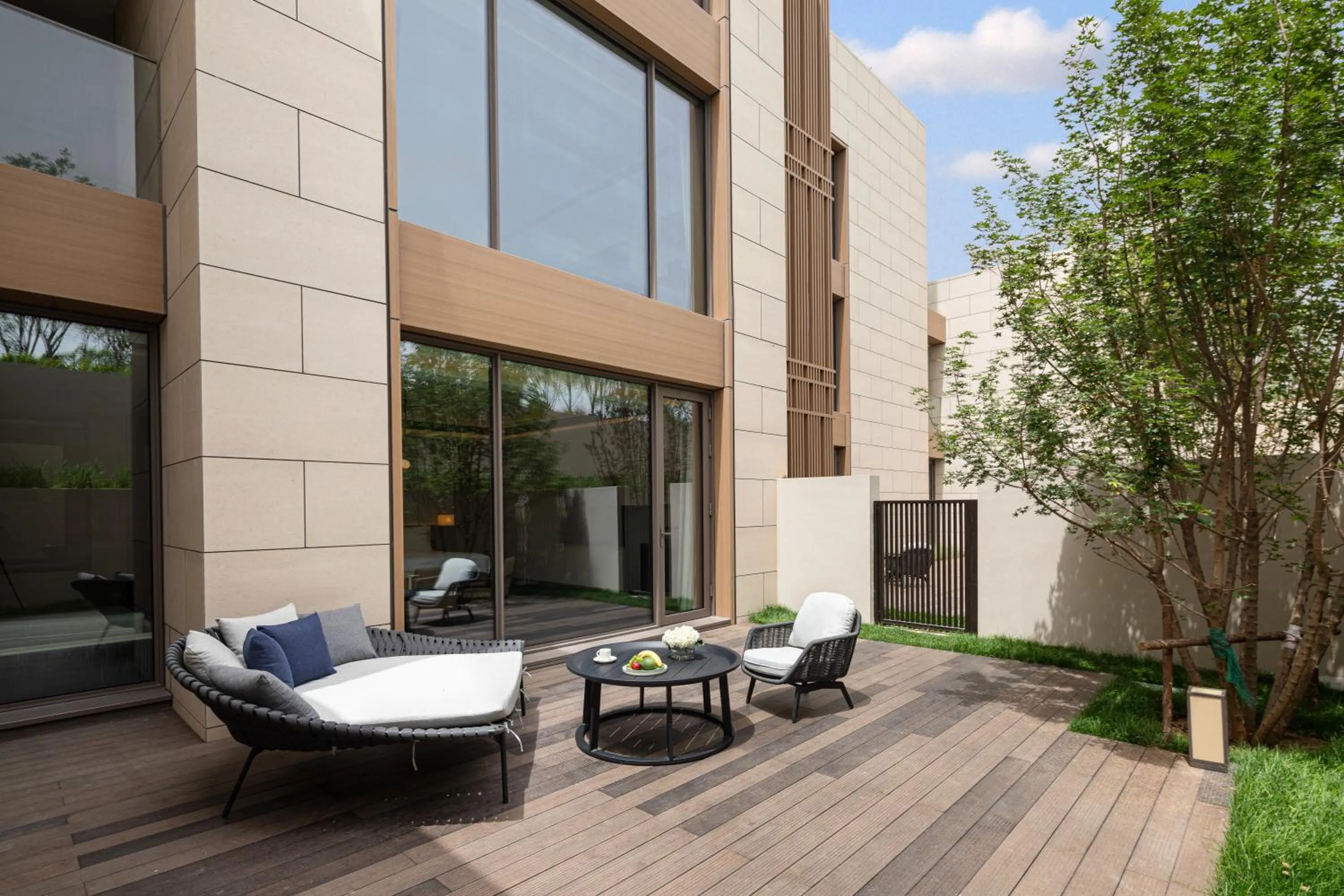 Inner courtyard view in Hotel Indigo Beidaihe