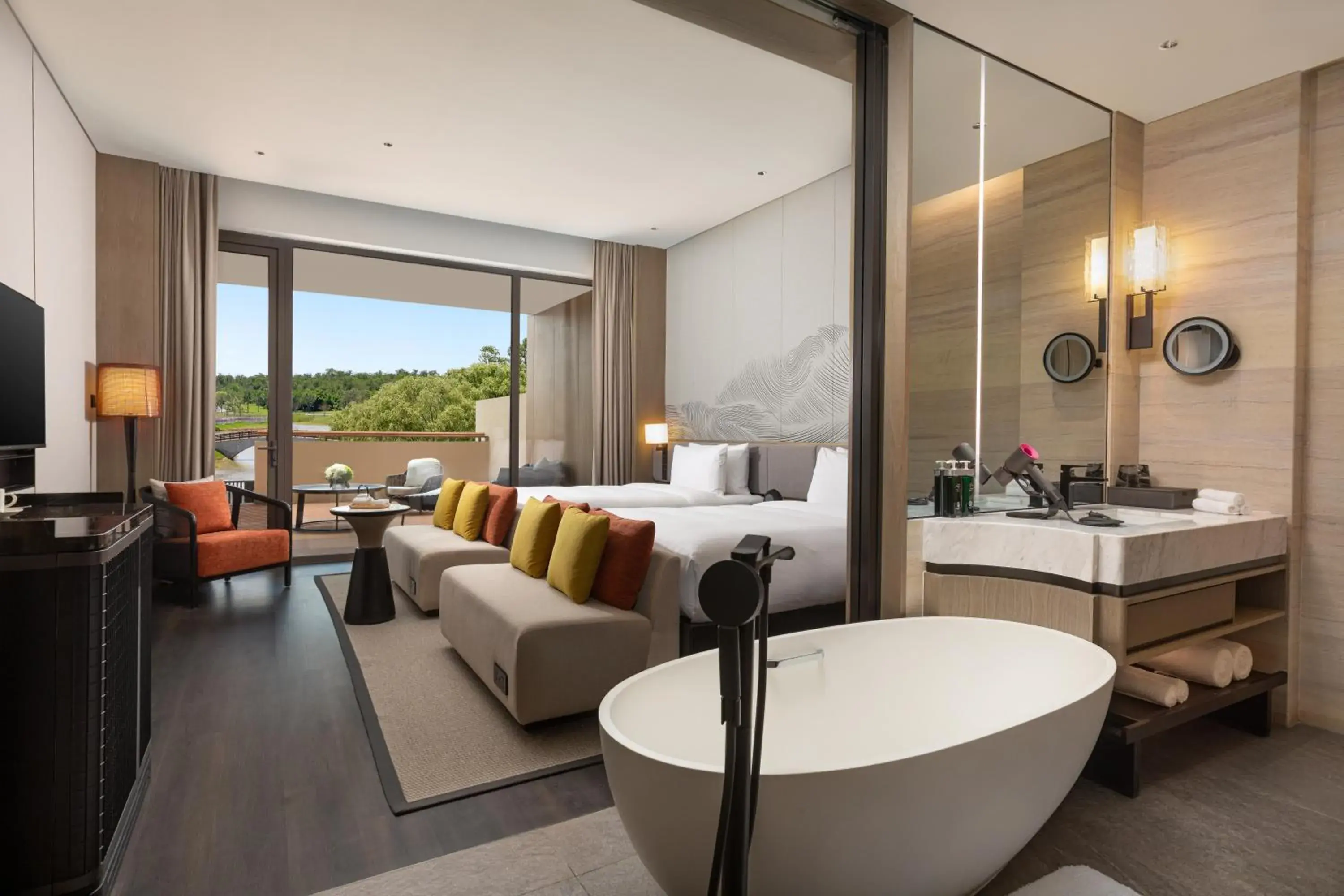 Standard Double Room with Two Double Beds and Courtyard Access - Pet Friendly in Hotel Indigo Beidaihe Standard Double Room with Two Double Beds and Courtyard Access - Pet Friendly in Hotel Indigo Beidaihe