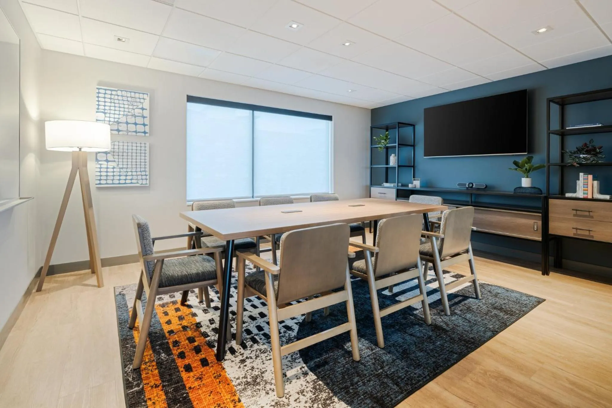 Meeting/conference room in Atwell Suites Kansas City Airport by IHG