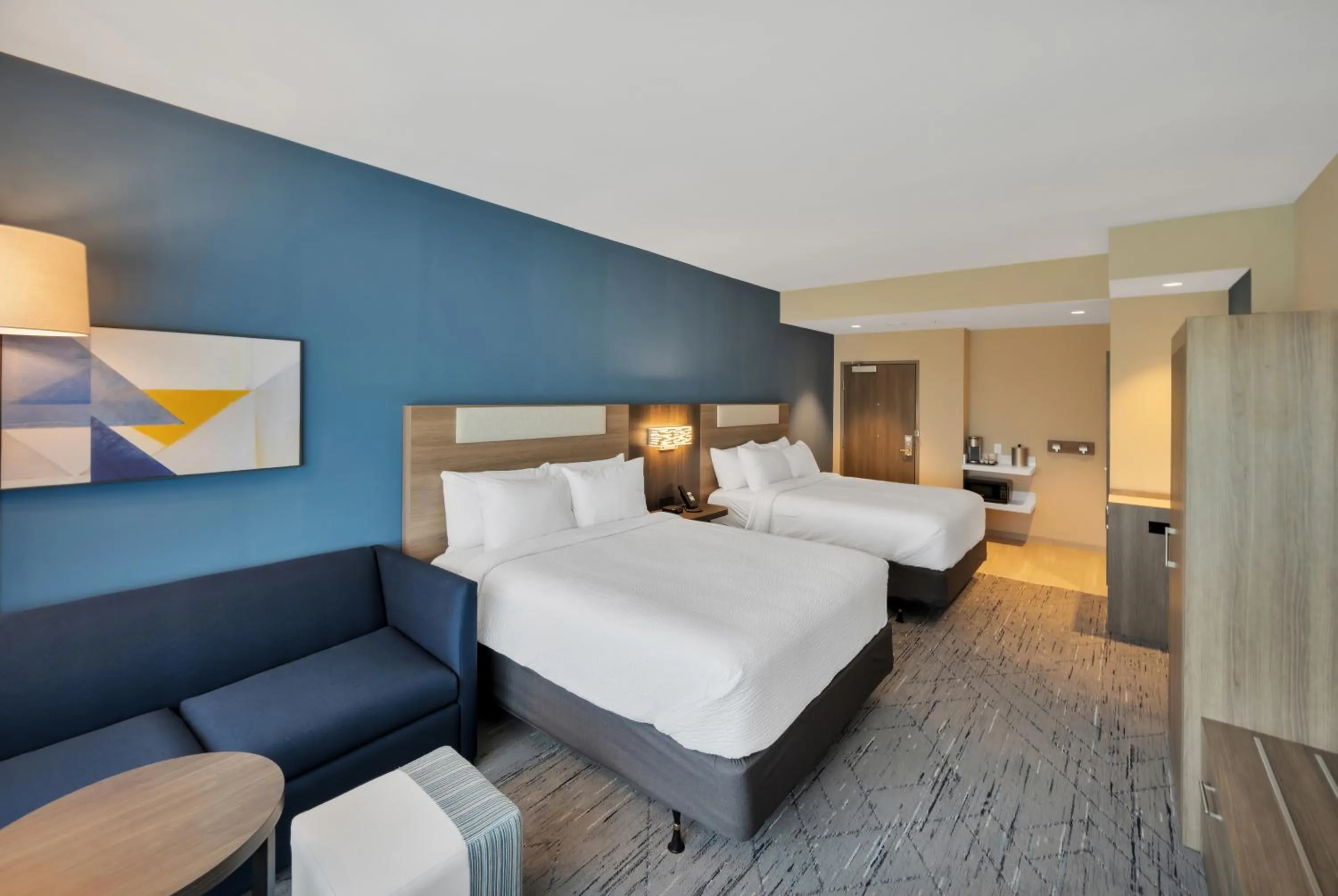 Bed in Holiday Inn Express & Suites Fort Walton Beach - Eglin Area by IHG