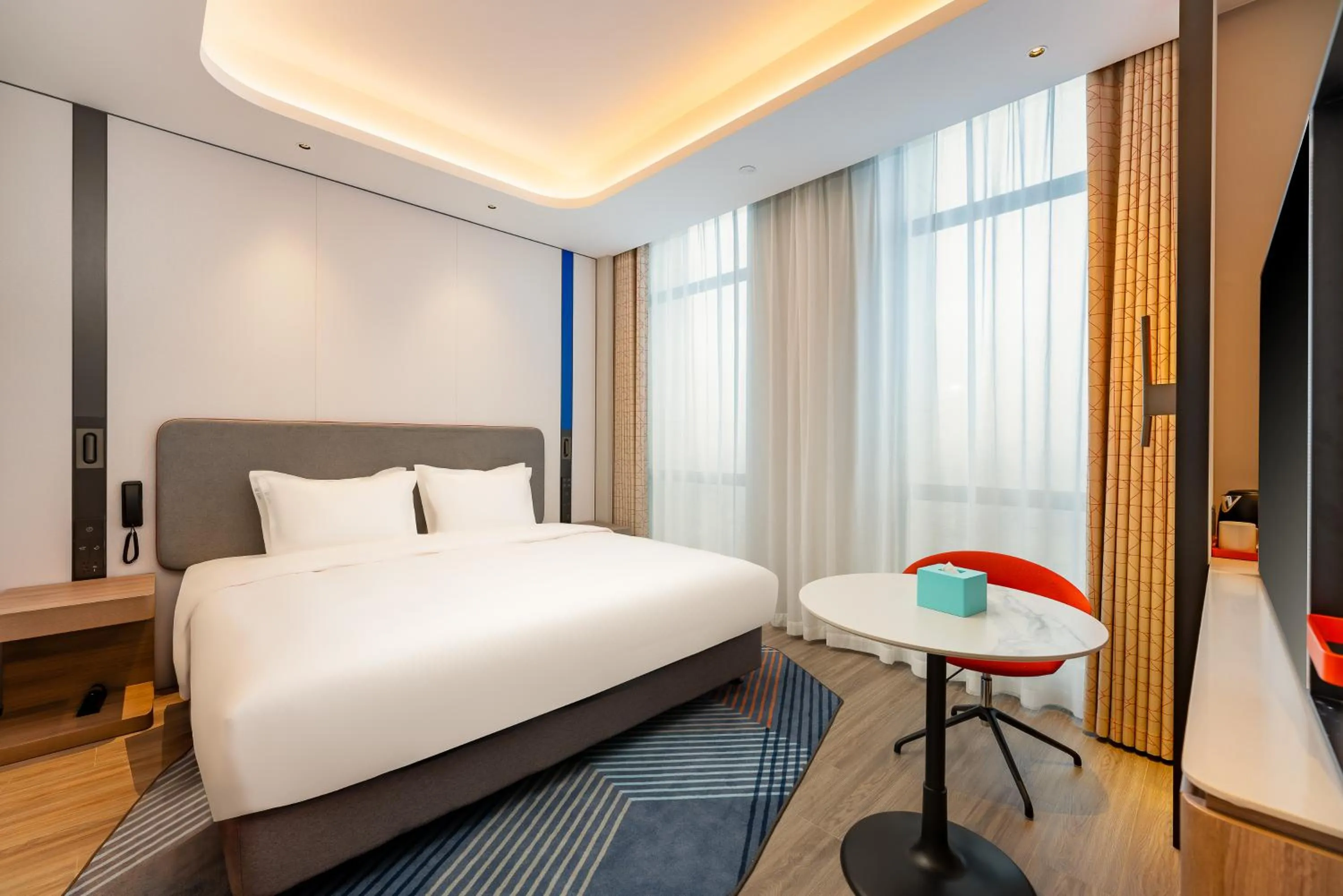 Bed in Holiday Inn Express Haimen City Center by IHG
