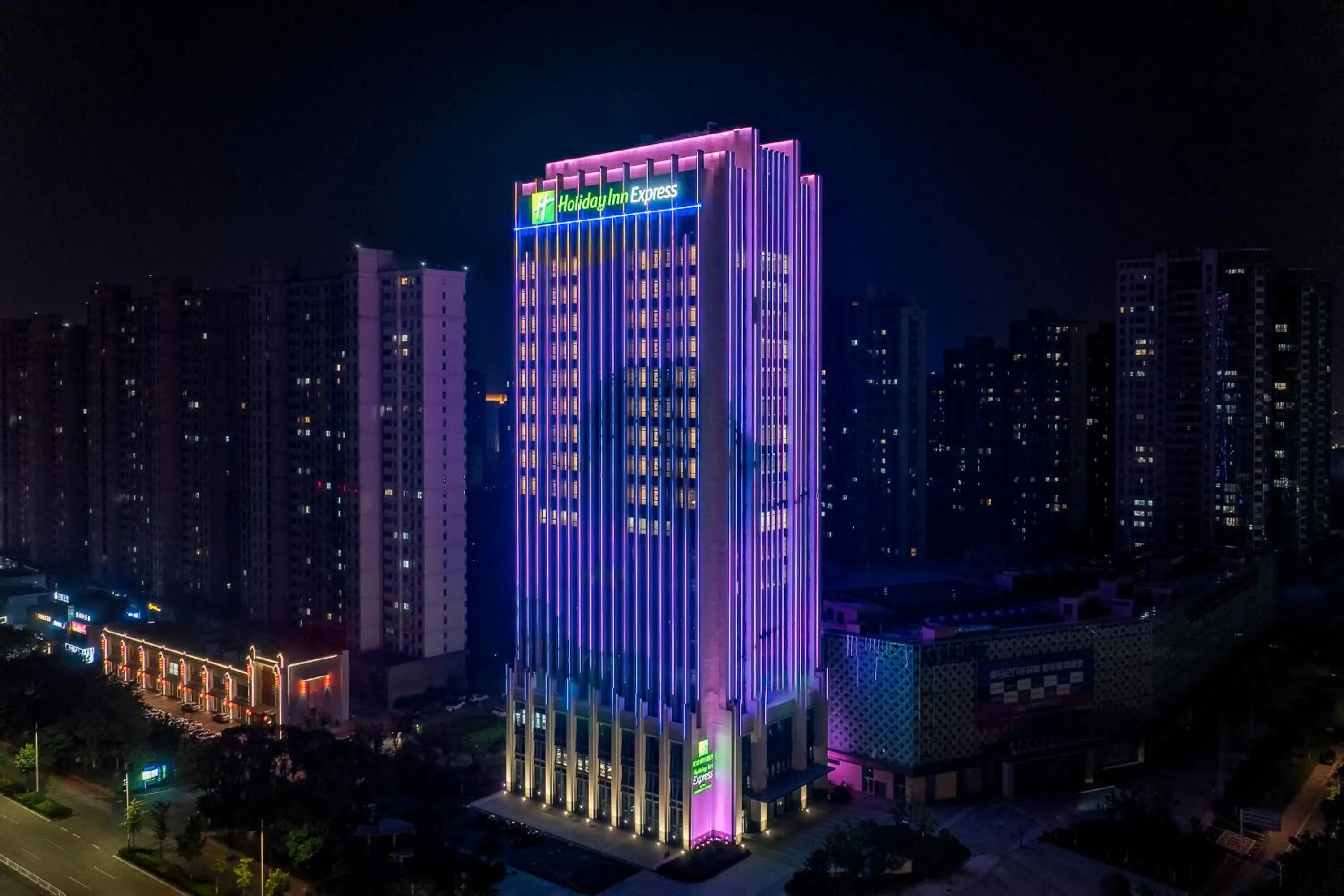 Property building in Holiday Inn Express Haimen City Center by IHG