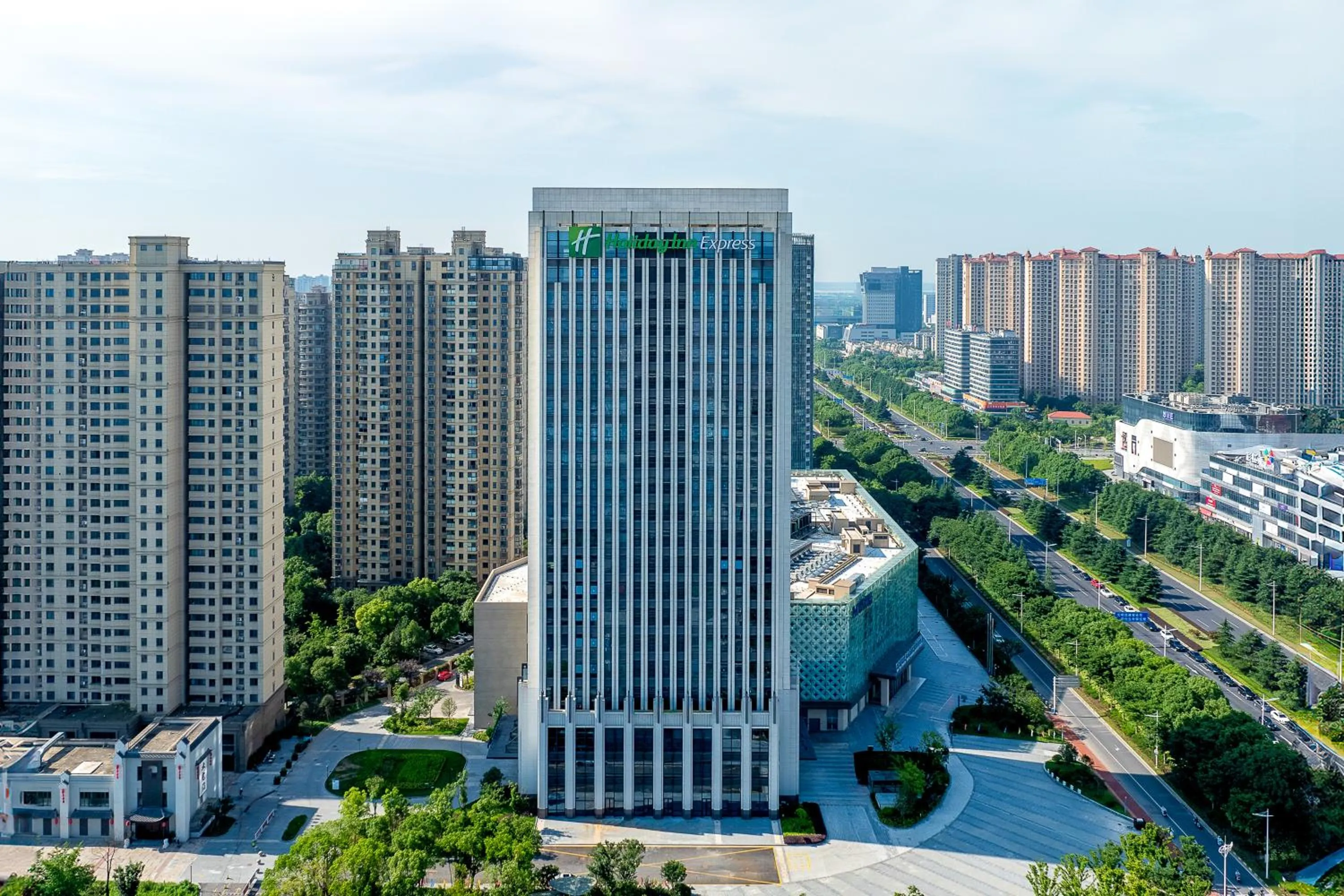 Property building in Holiday Inn Express Haimen City Center by IHG