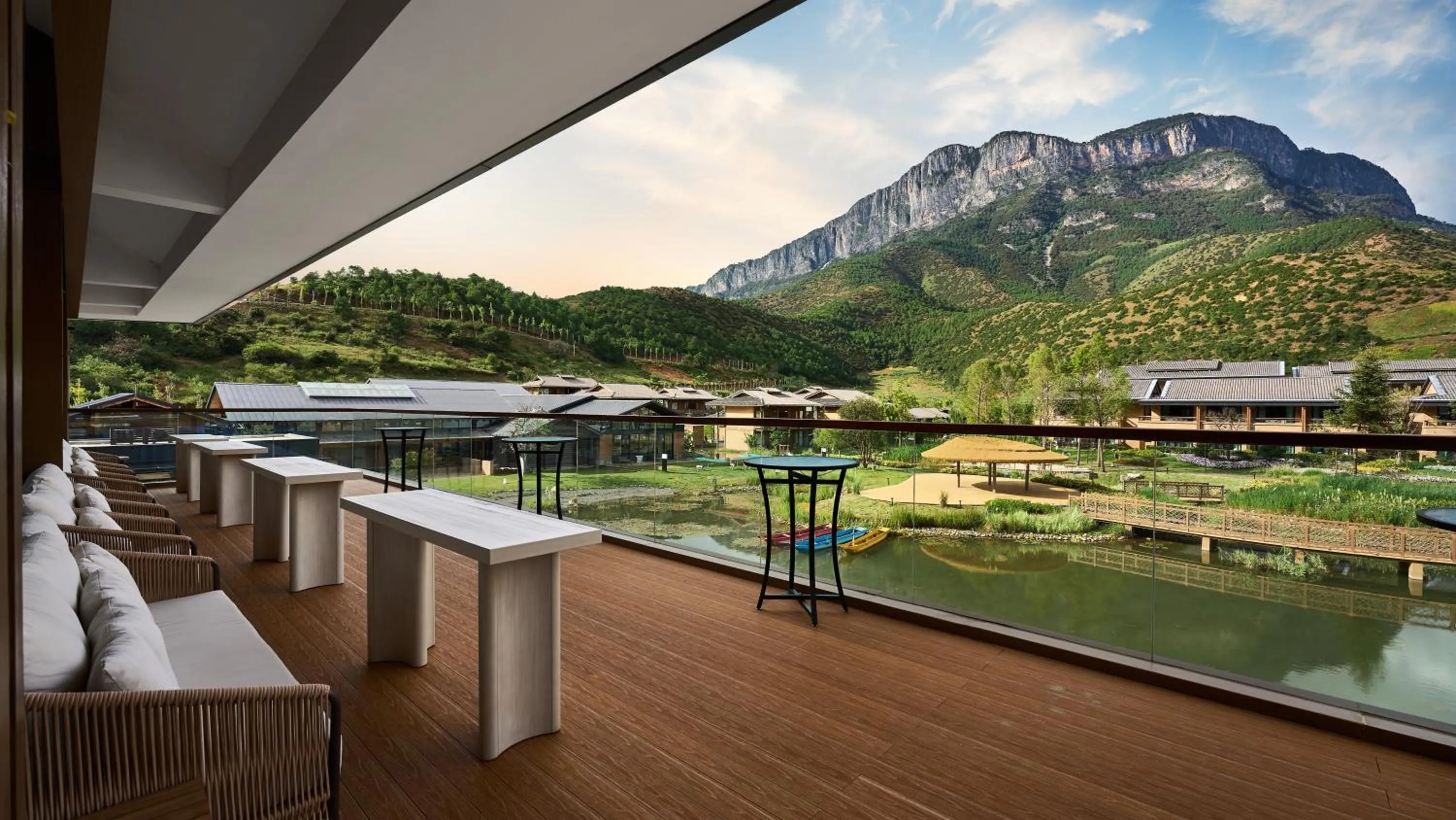 Balcony/Terrace in Hotel Indigo Lugu Lake by IHG