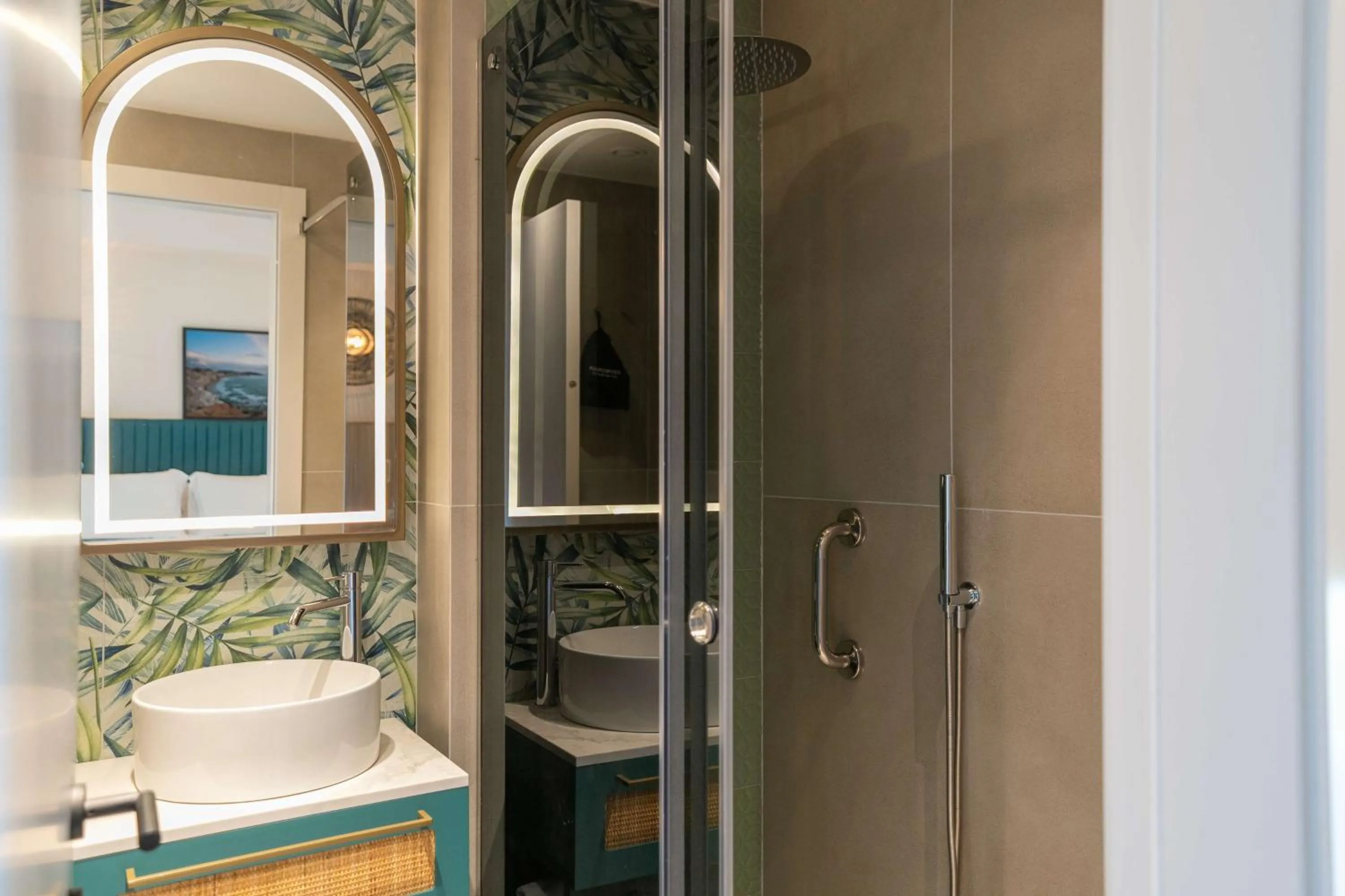 Bathroom in Terradamari Resort & Spa Marina di Modica,Tapestry by Hilton