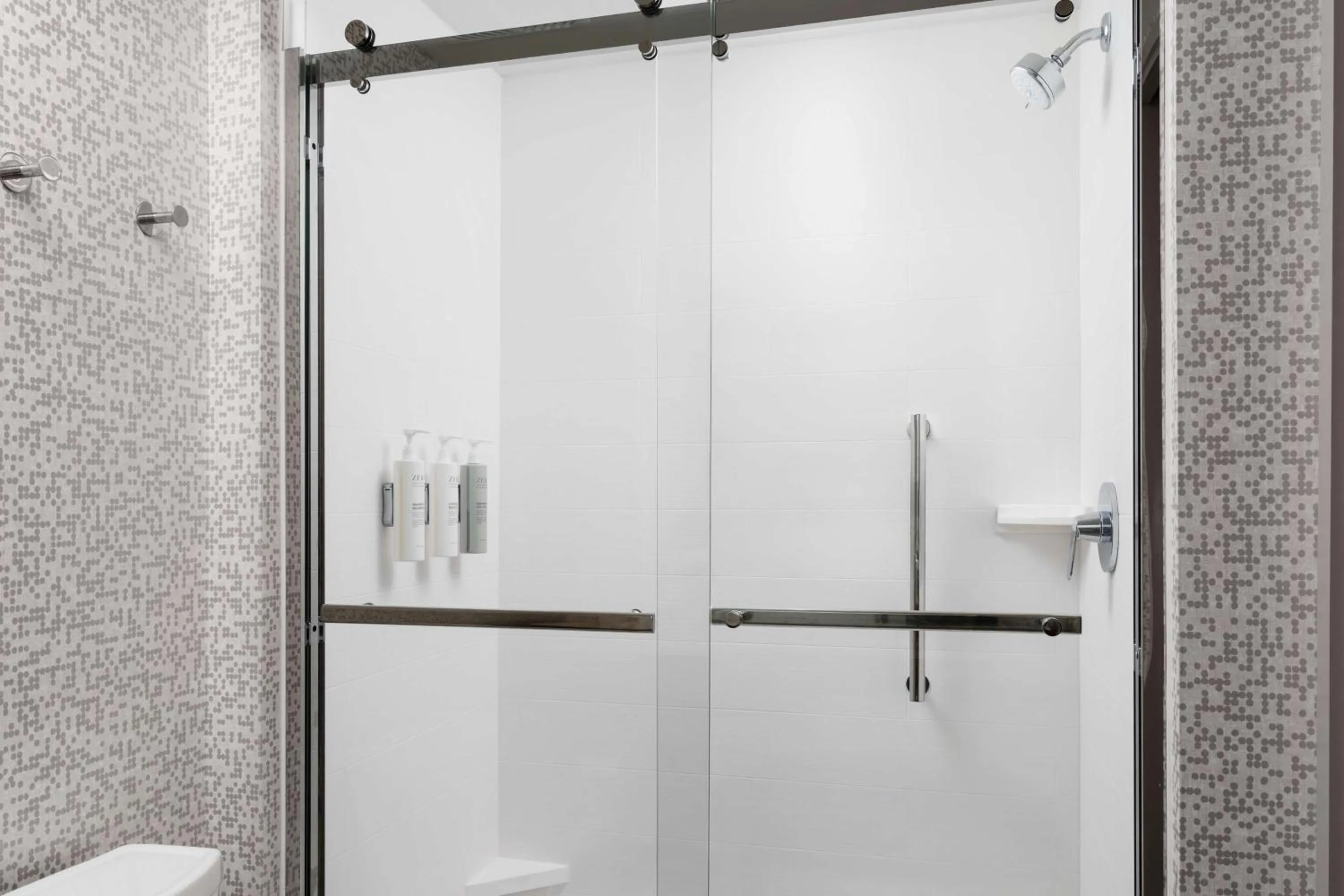 Bathroom in Home2 Suites By Hilton Winter Haven