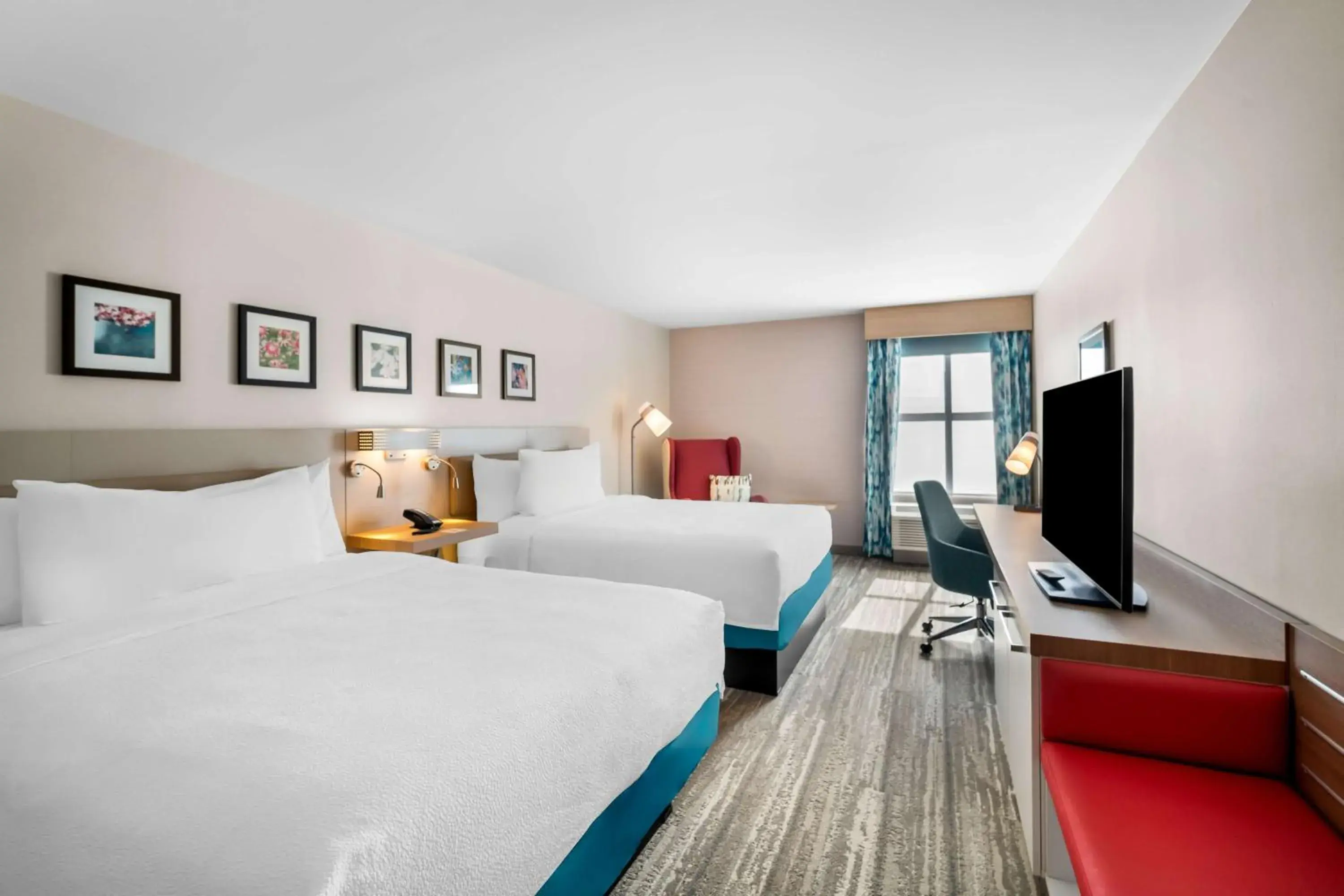 Queen Room with Two Queen Beds in Hilton Garden Inn North Conway Queen Room with Two Queen Beds in Hilton Garden Inn North Conway