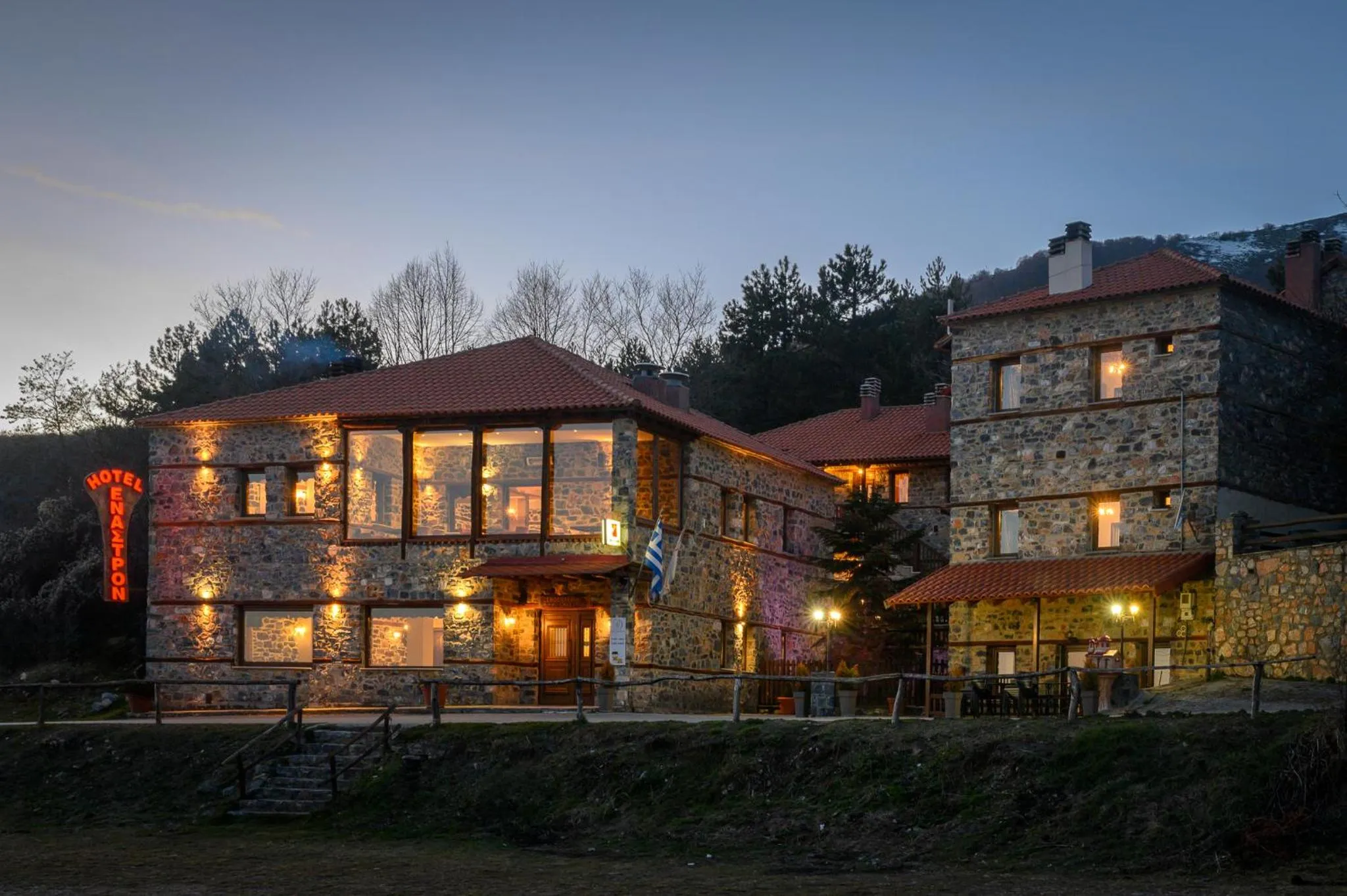 Property building in Enastron