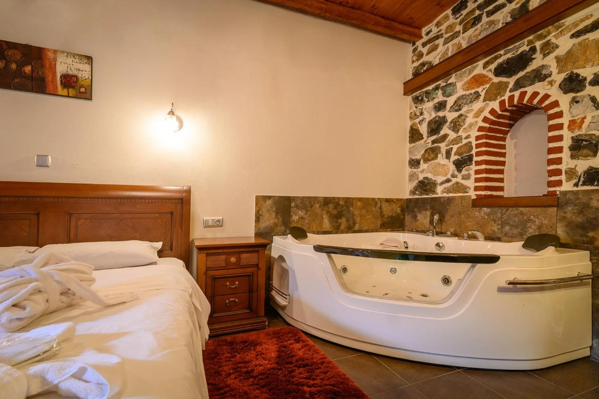 Bath, Bed in Enastron