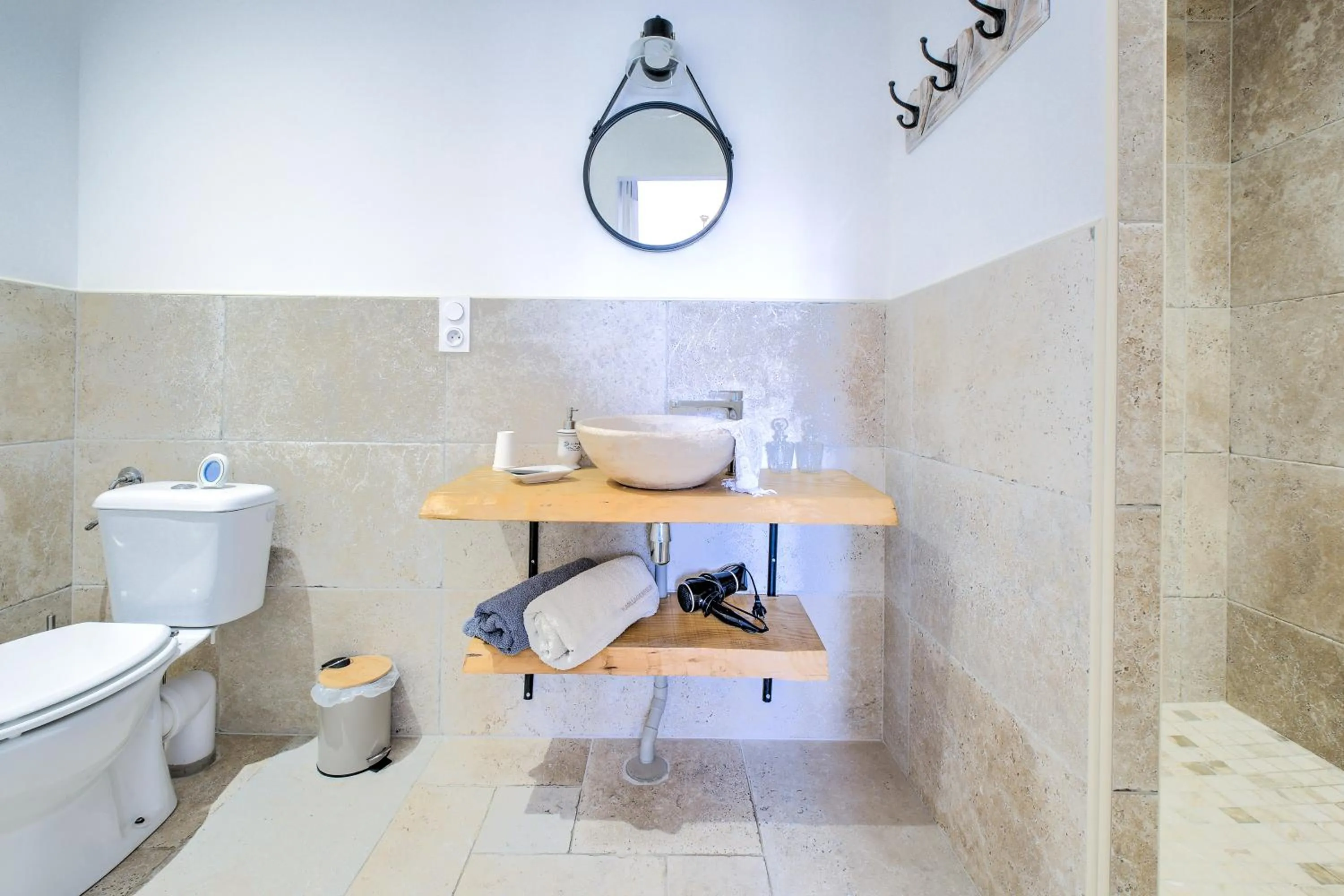 Au Charmant Des Vignes