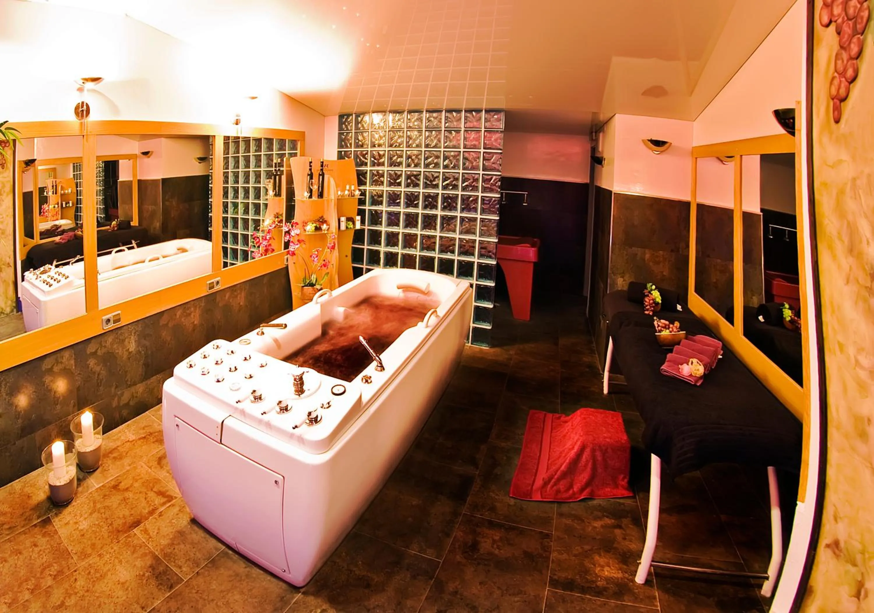 Hot Tub in Aguas Salinas