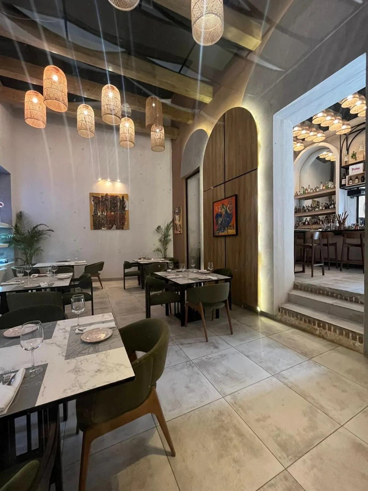 Restaurant/places to eat in Empyrean Art Deco