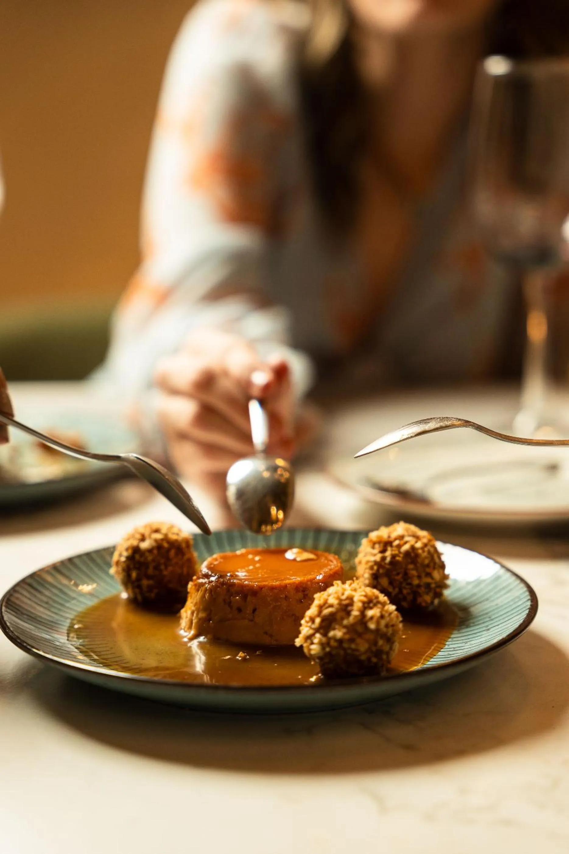 Restaurant/places to eat in Empyrean Art Deco