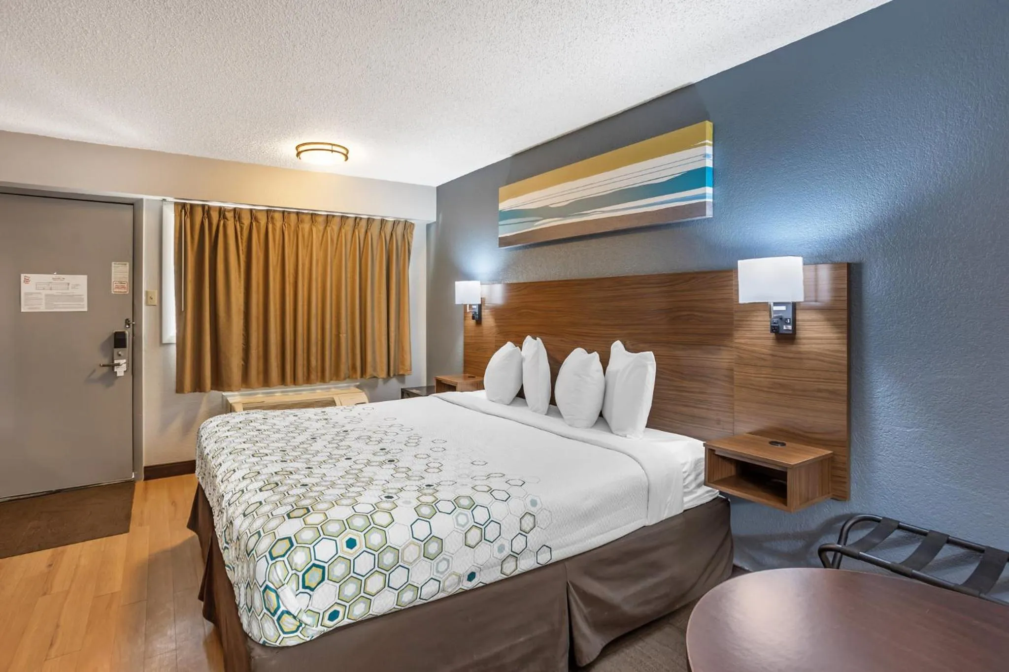 Photo of the whole room, Bed in HomeTowne Studios by Red Roof Danville, PA