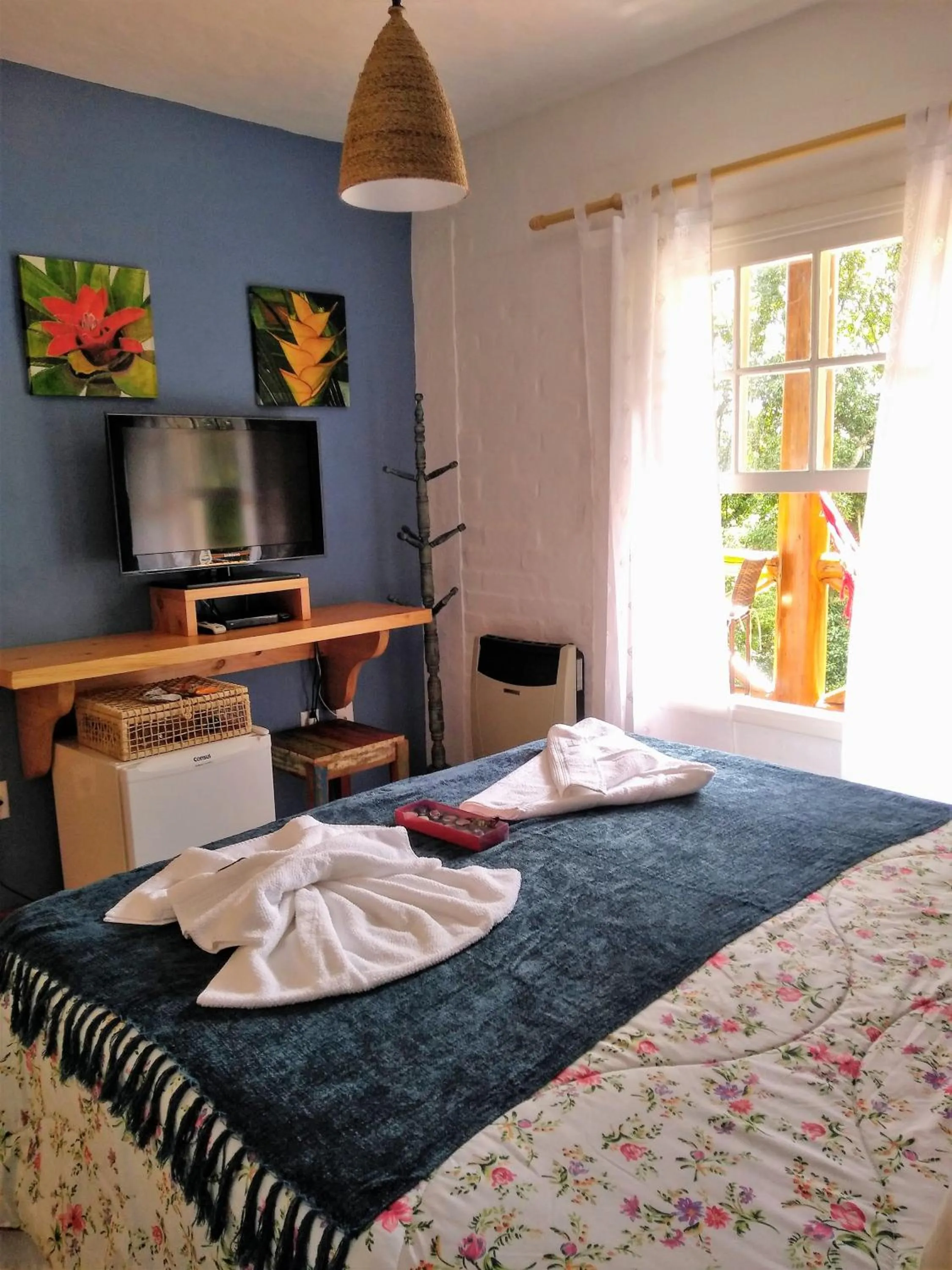 Photo of the whole room, Bed in Nas Nuvens Hospedaria