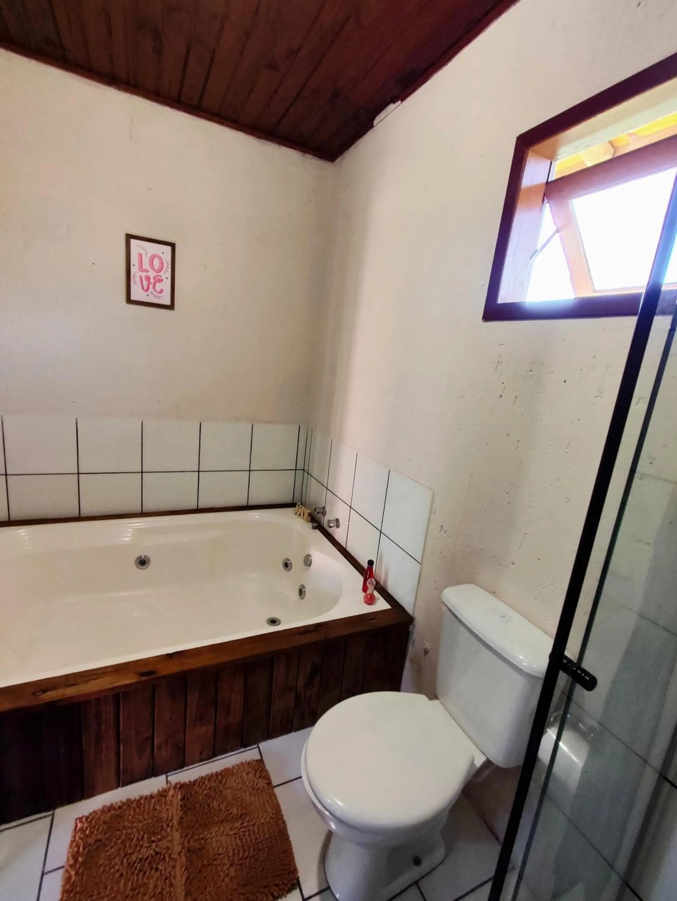 Hot Tub in Chalés Pousada Malacara