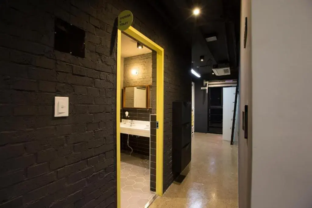 Bed in 4-Bed Male Dormitory Room in Baguni Hostel Bed in 4-Bed Male Dormitory Room in Baguni Hostel