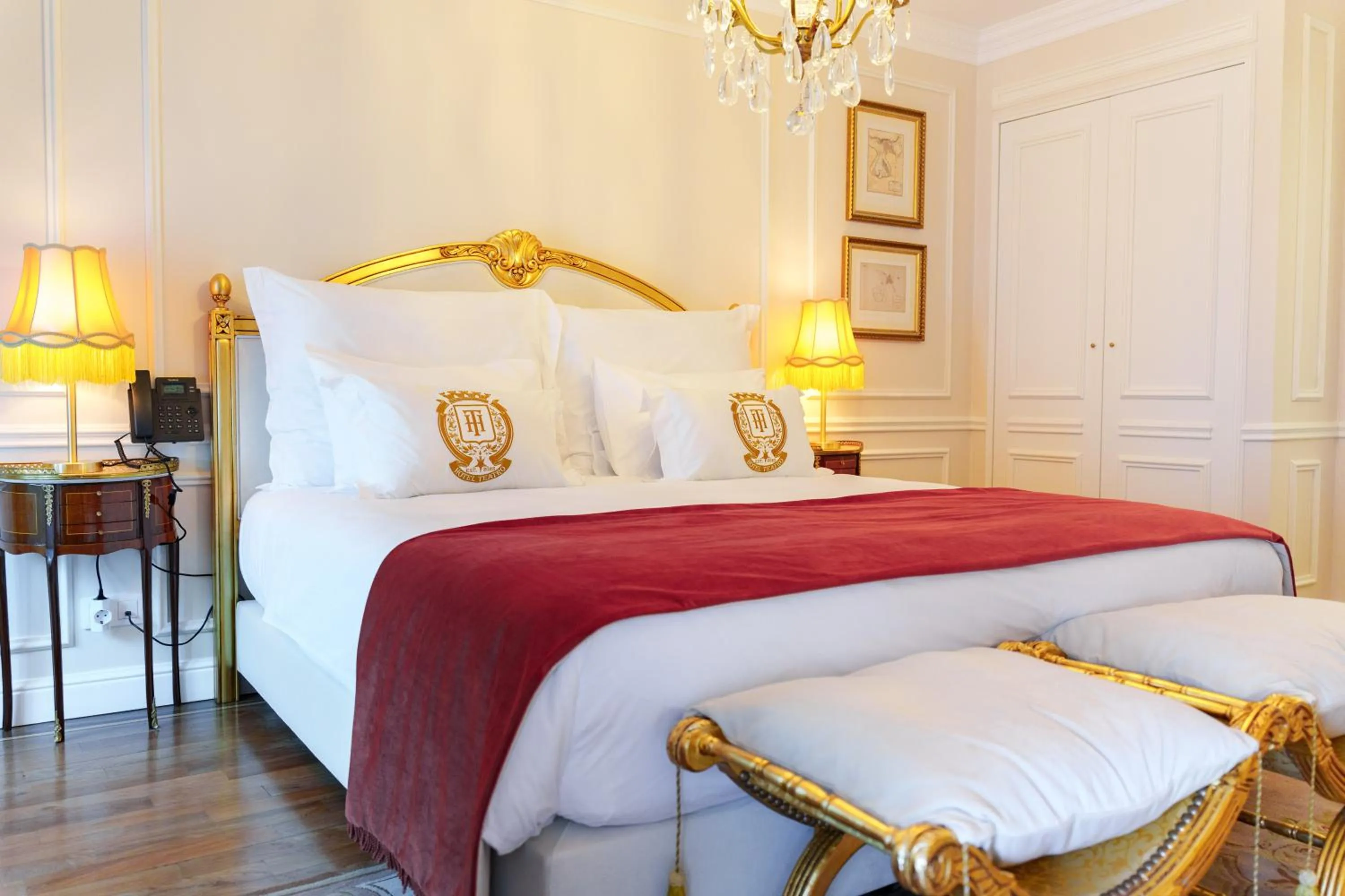 Bedroom, Bed in Boutique Hotel Teatro